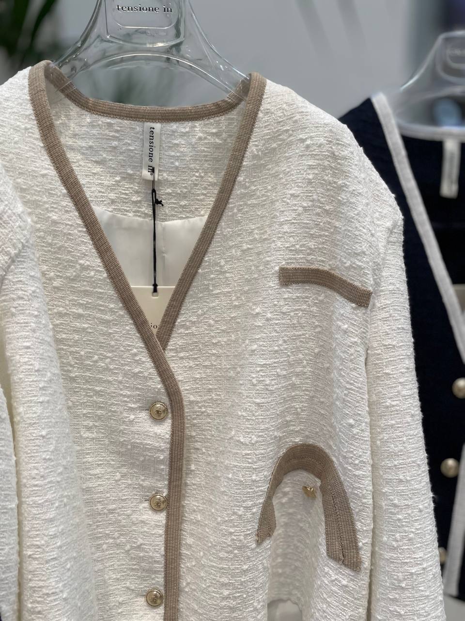 Фото Tensione in