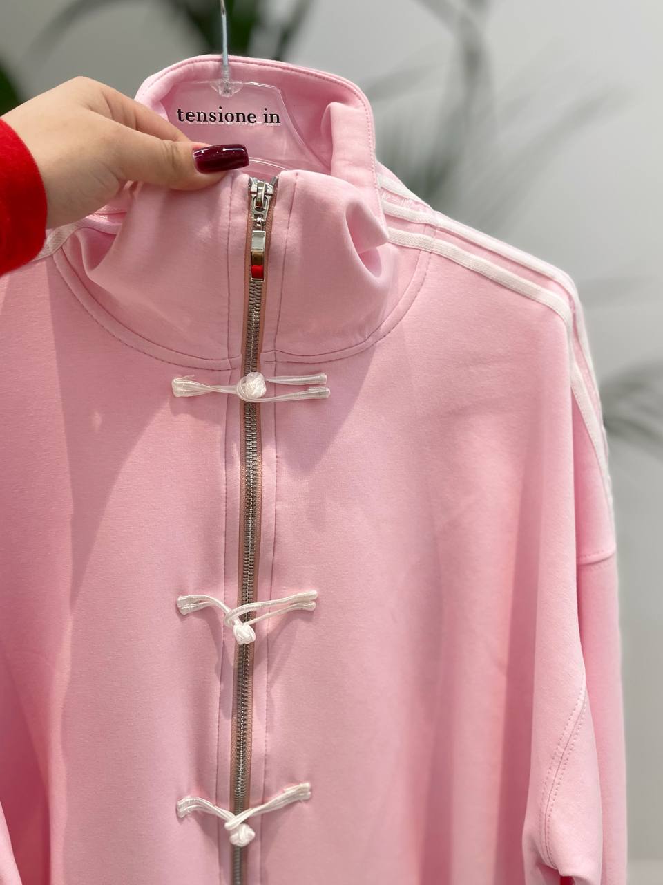 Фото Tensione in