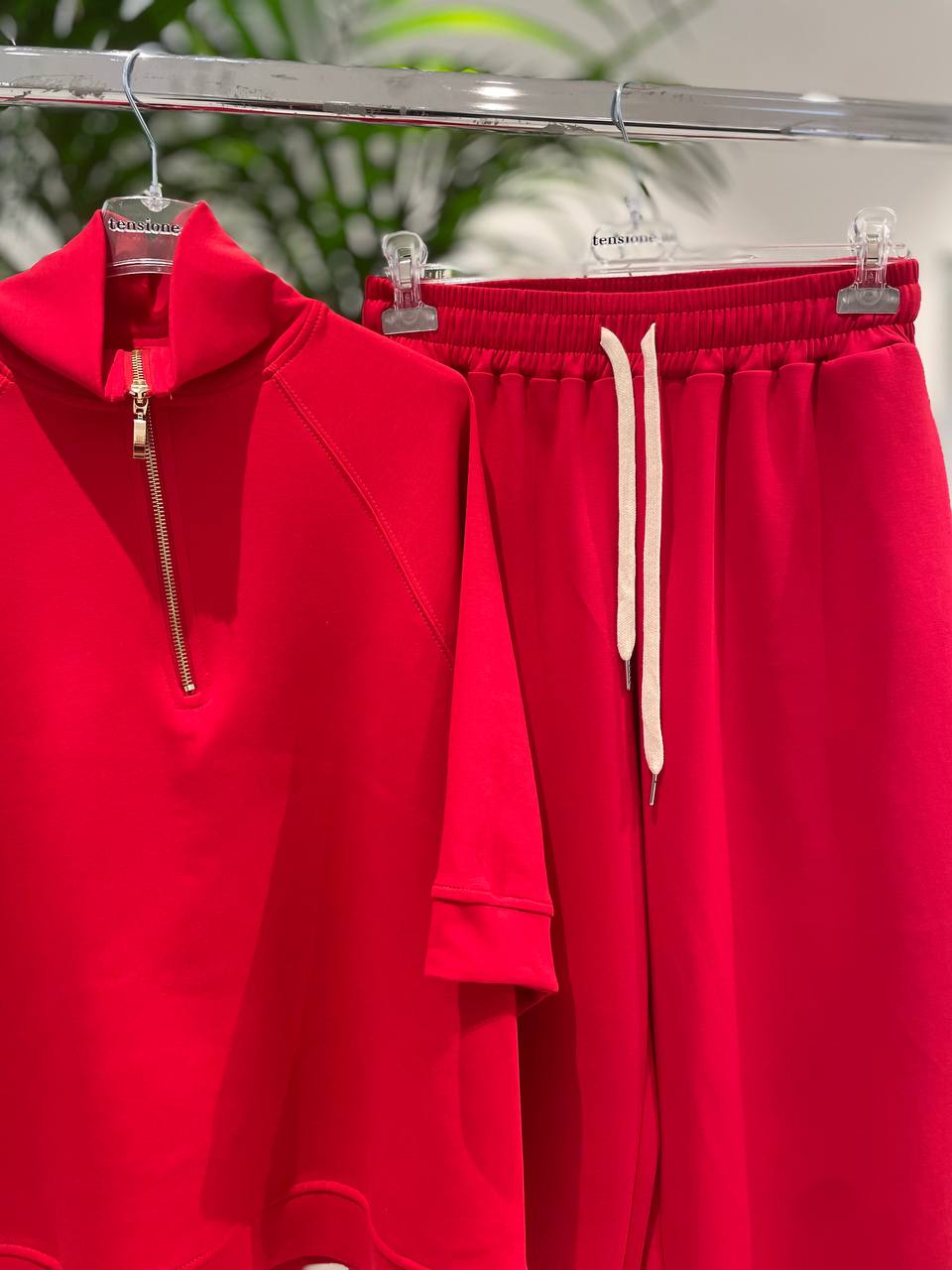 Фото Tensione in