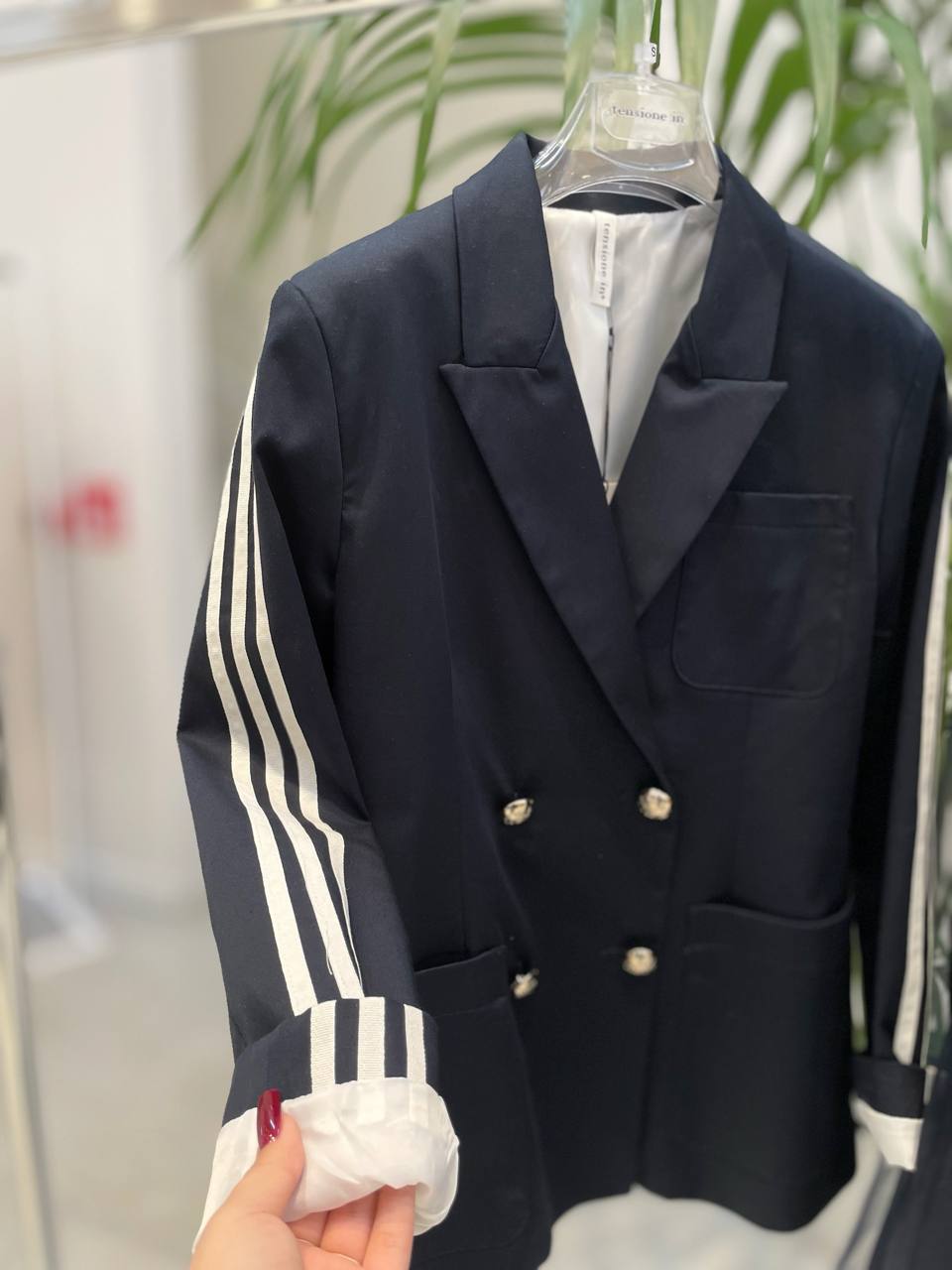 Фото Tensione in