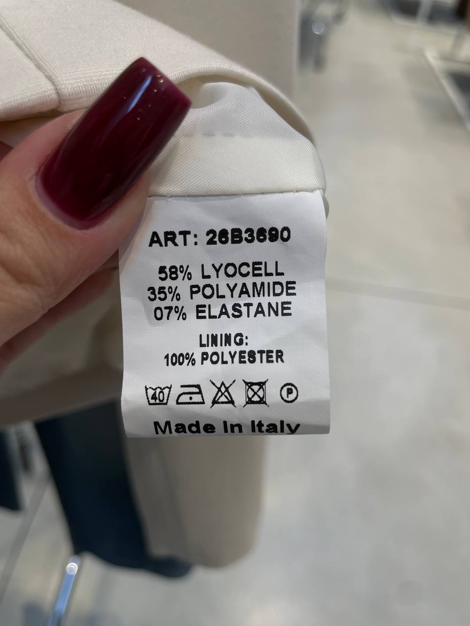 Фото Tensione in