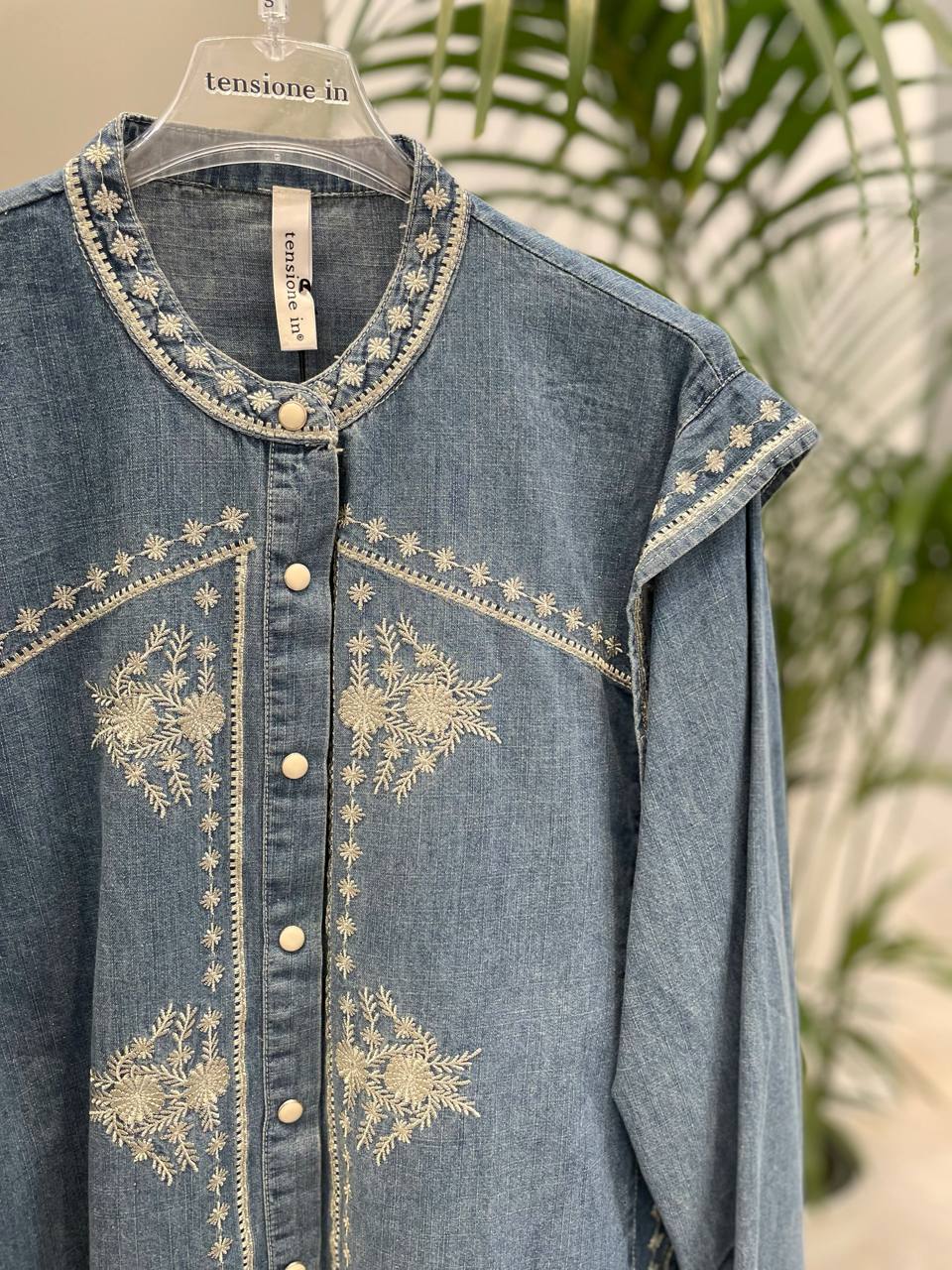 Фото Tensione in