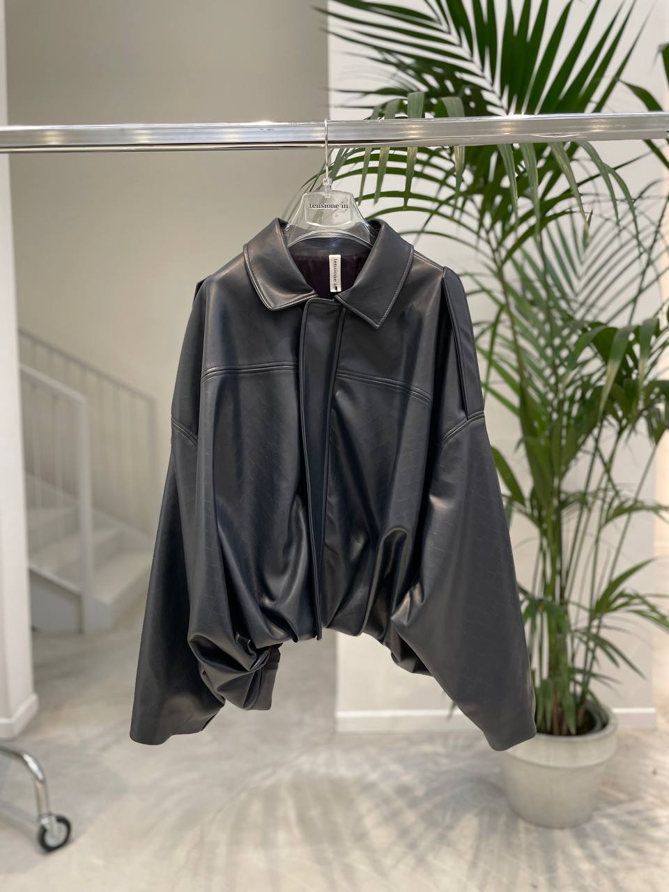 Фото Tensione in