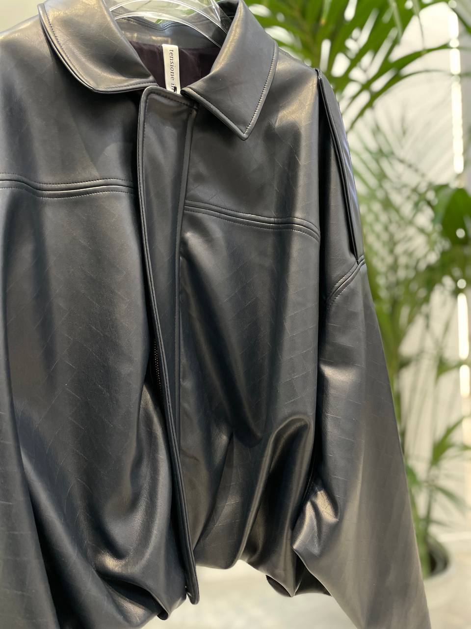 Фото Tensione in