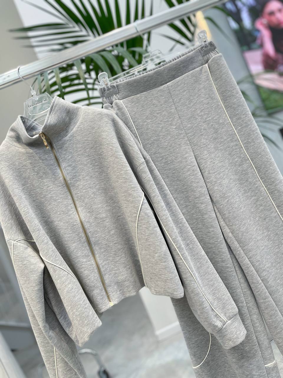 Фото Tensione in