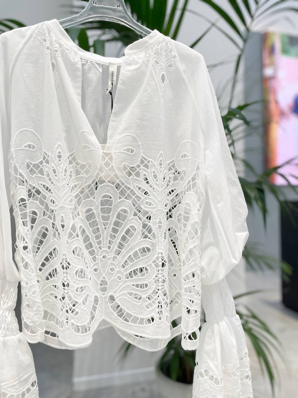 Фото Tensione in