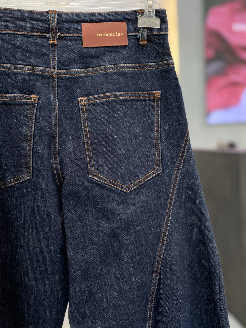 Фото Tensione in