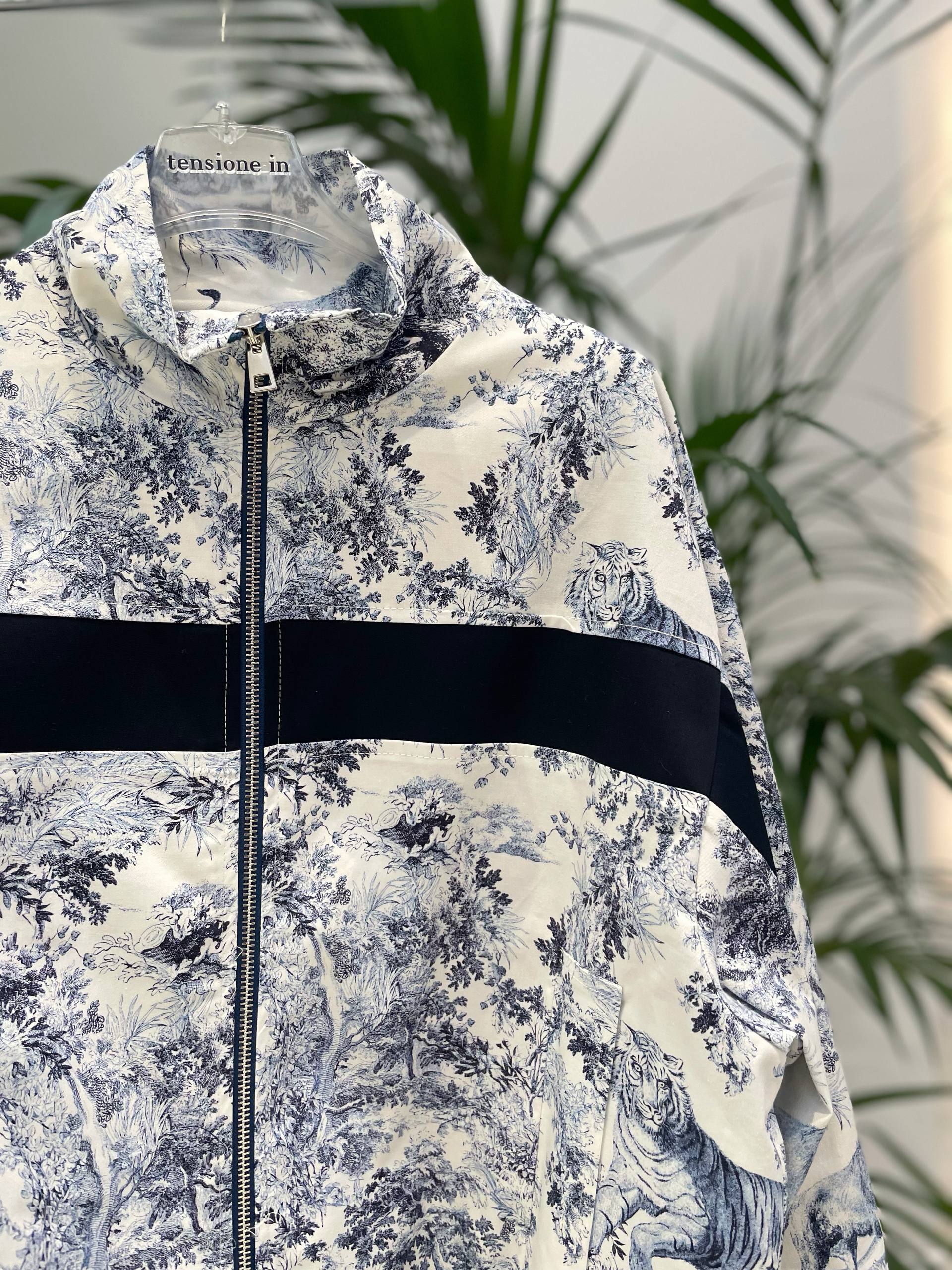 Фото Tensione in