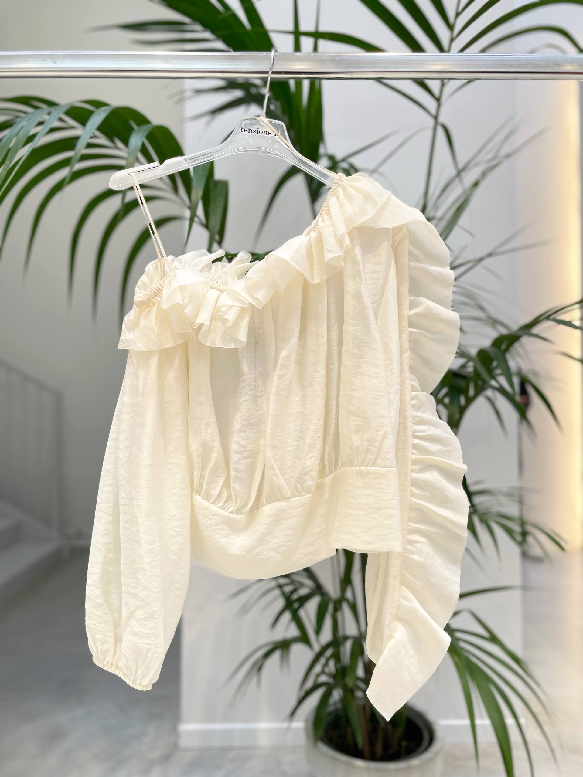 Фото Tensione in