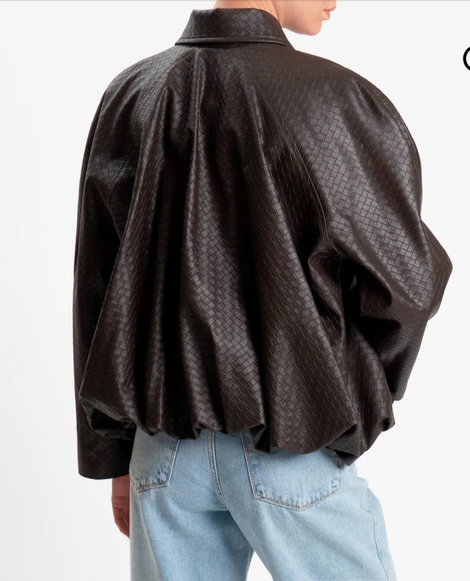 Фото Tensione in