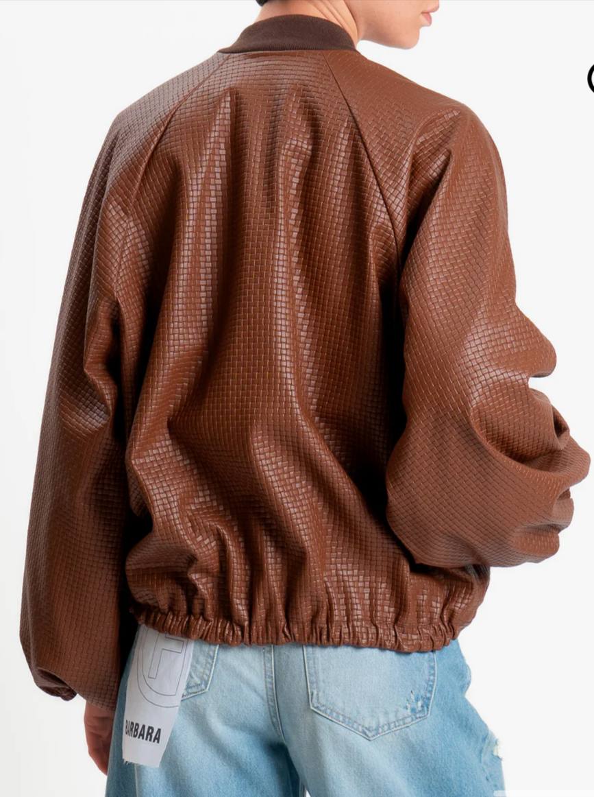 Фото Tensione in