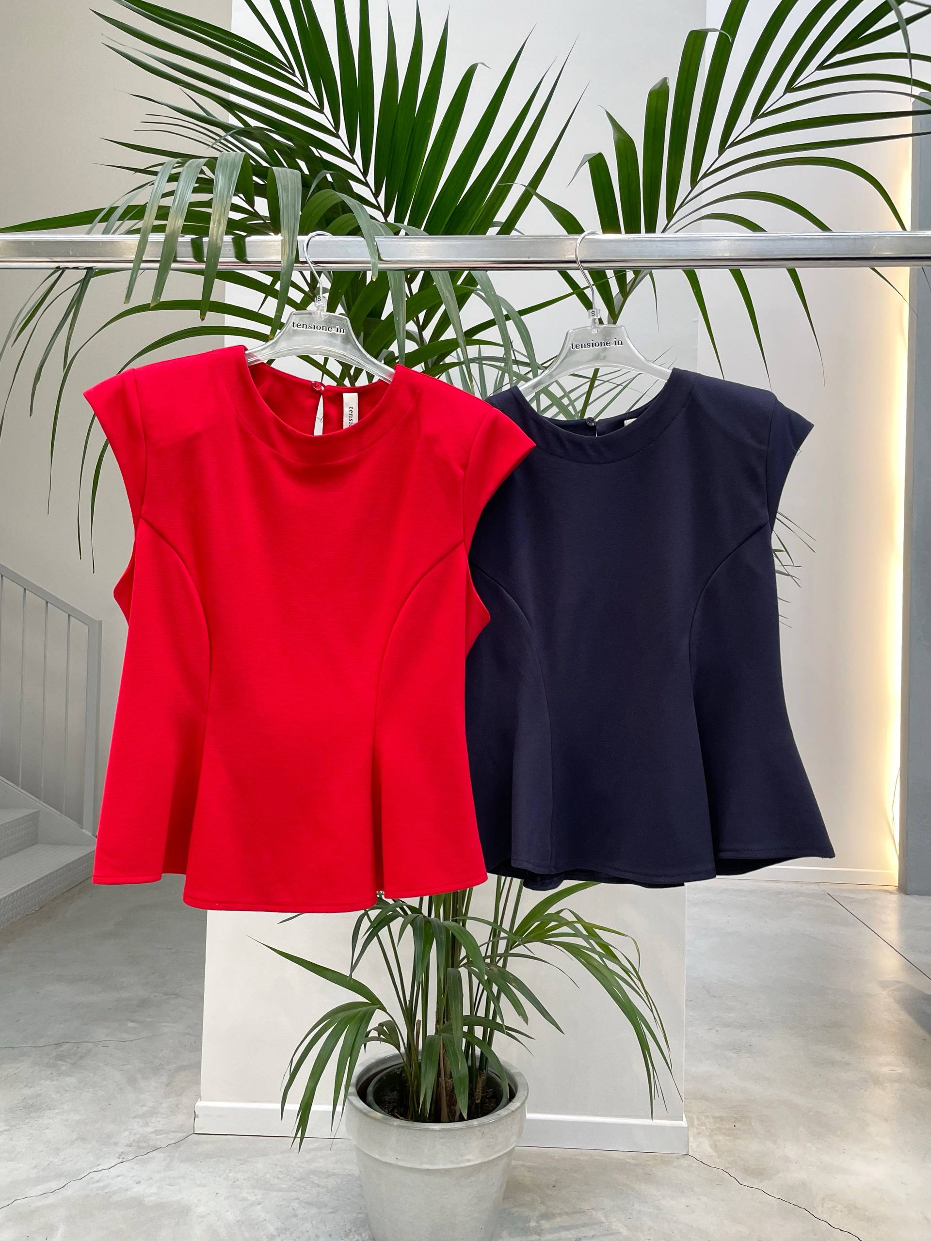 Фото Tensione in