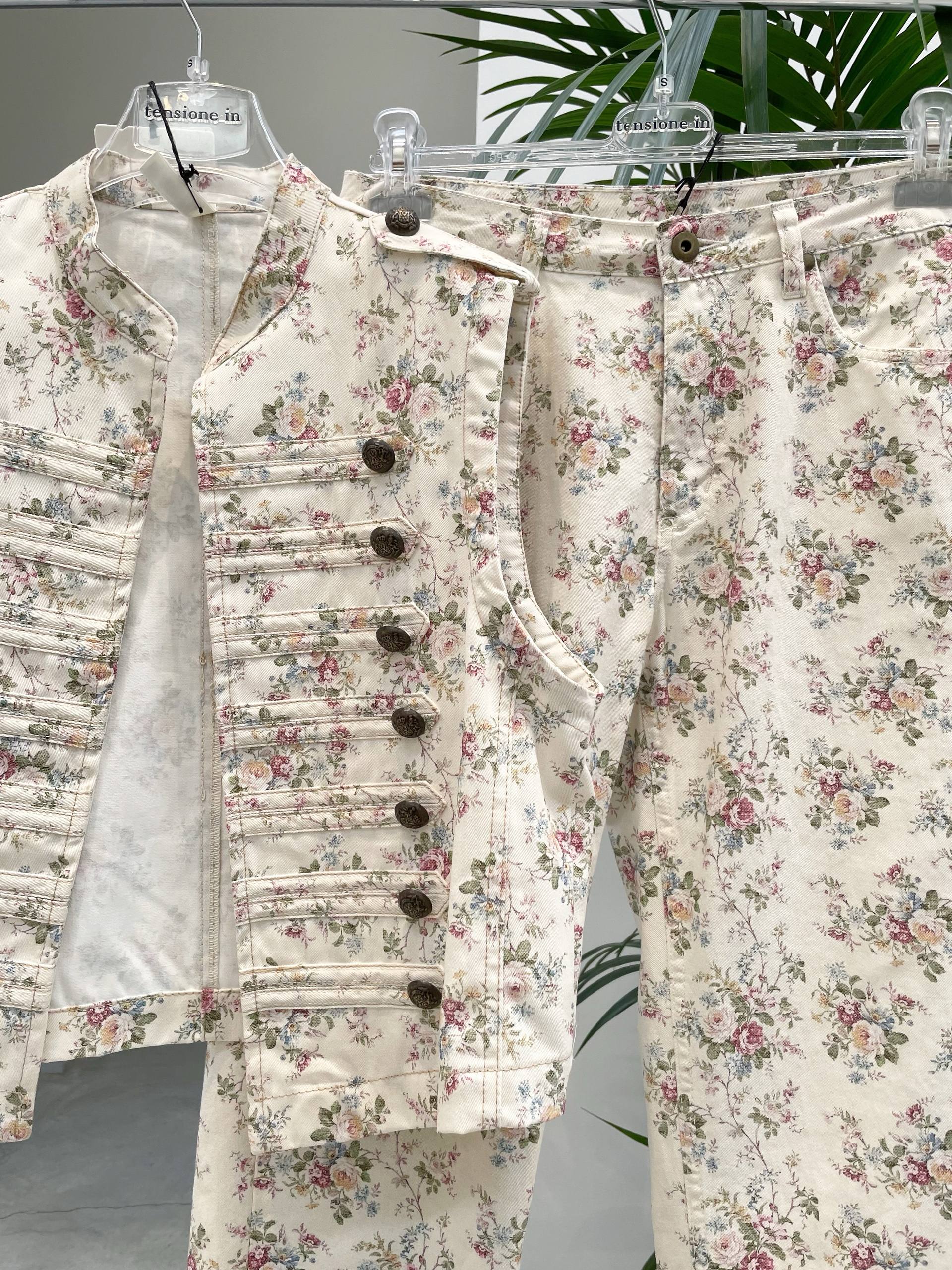 Фото Tensione in