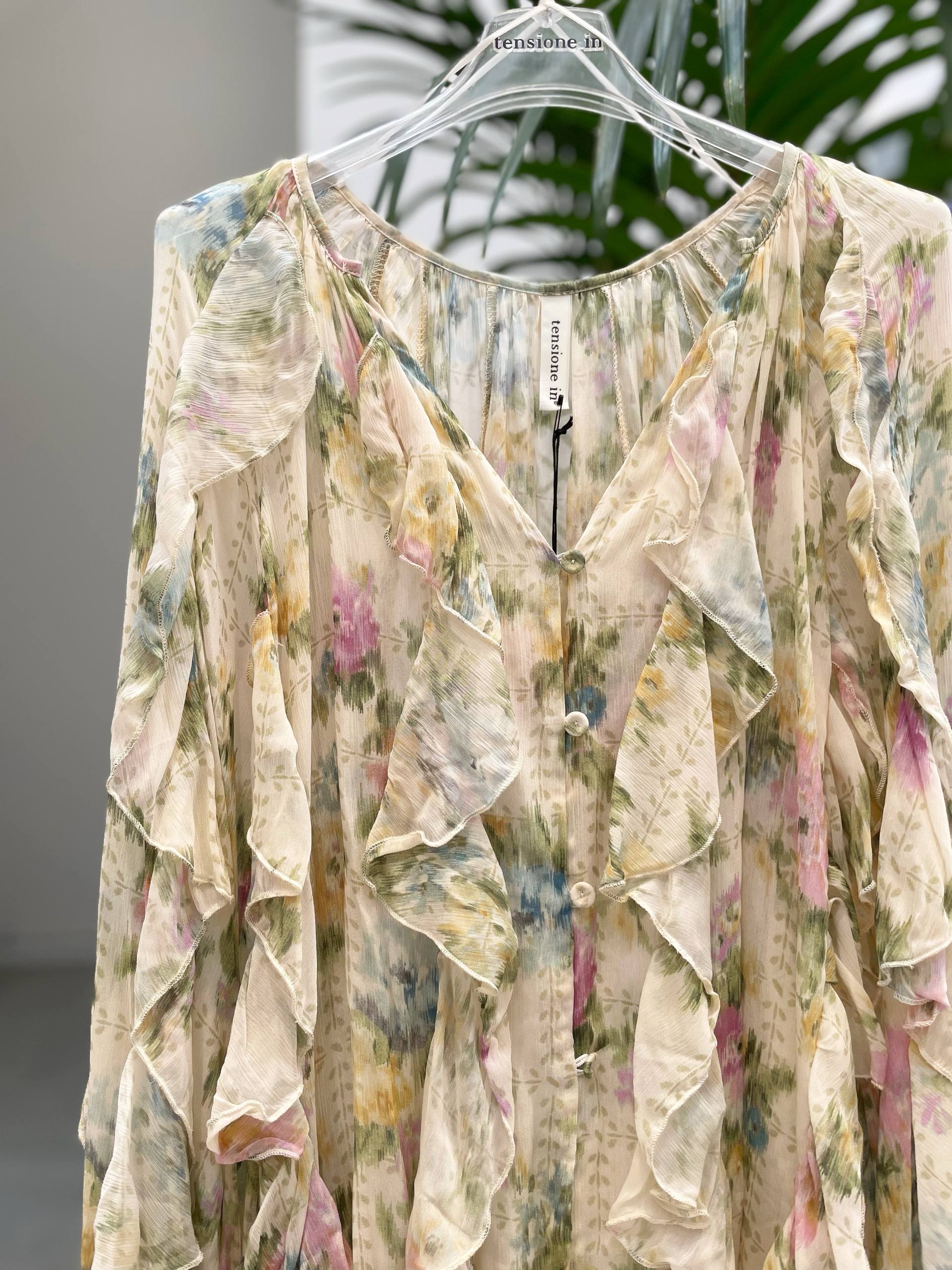 Фото Tensione in