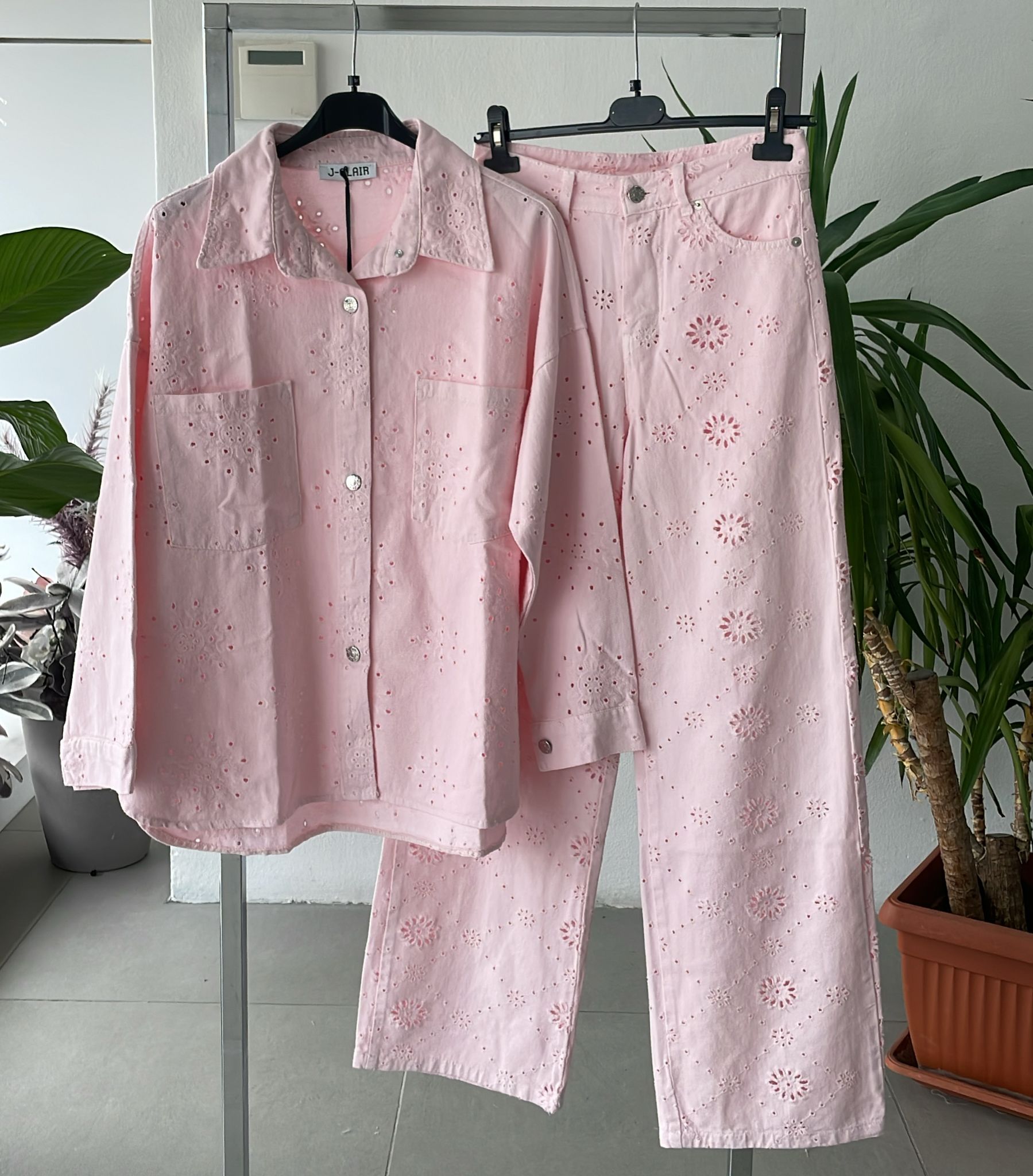 Фото Joie Clair (J-Clair)