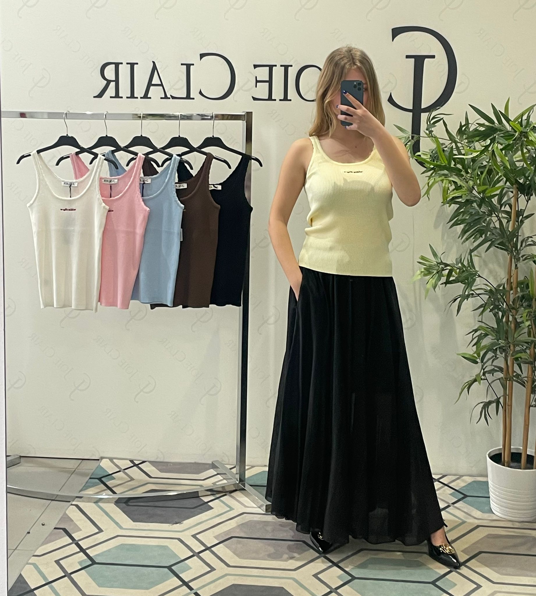 Фото Joie Clair (J-Clair)