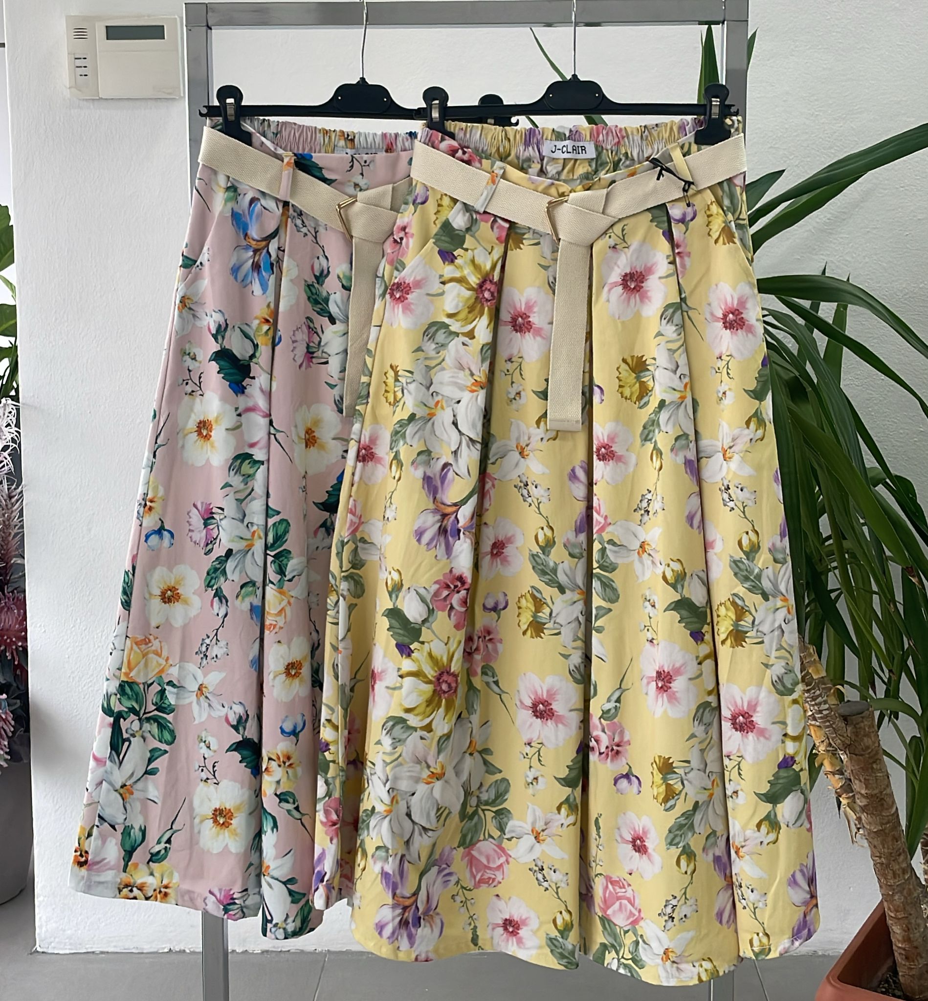 Фото Joie Clair (J-Clair)