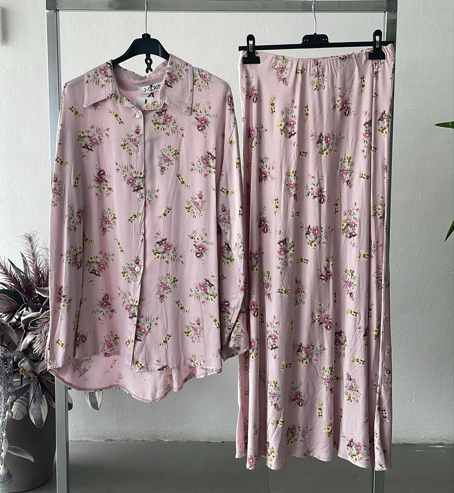 Фото Joie Clair (J-Clair)