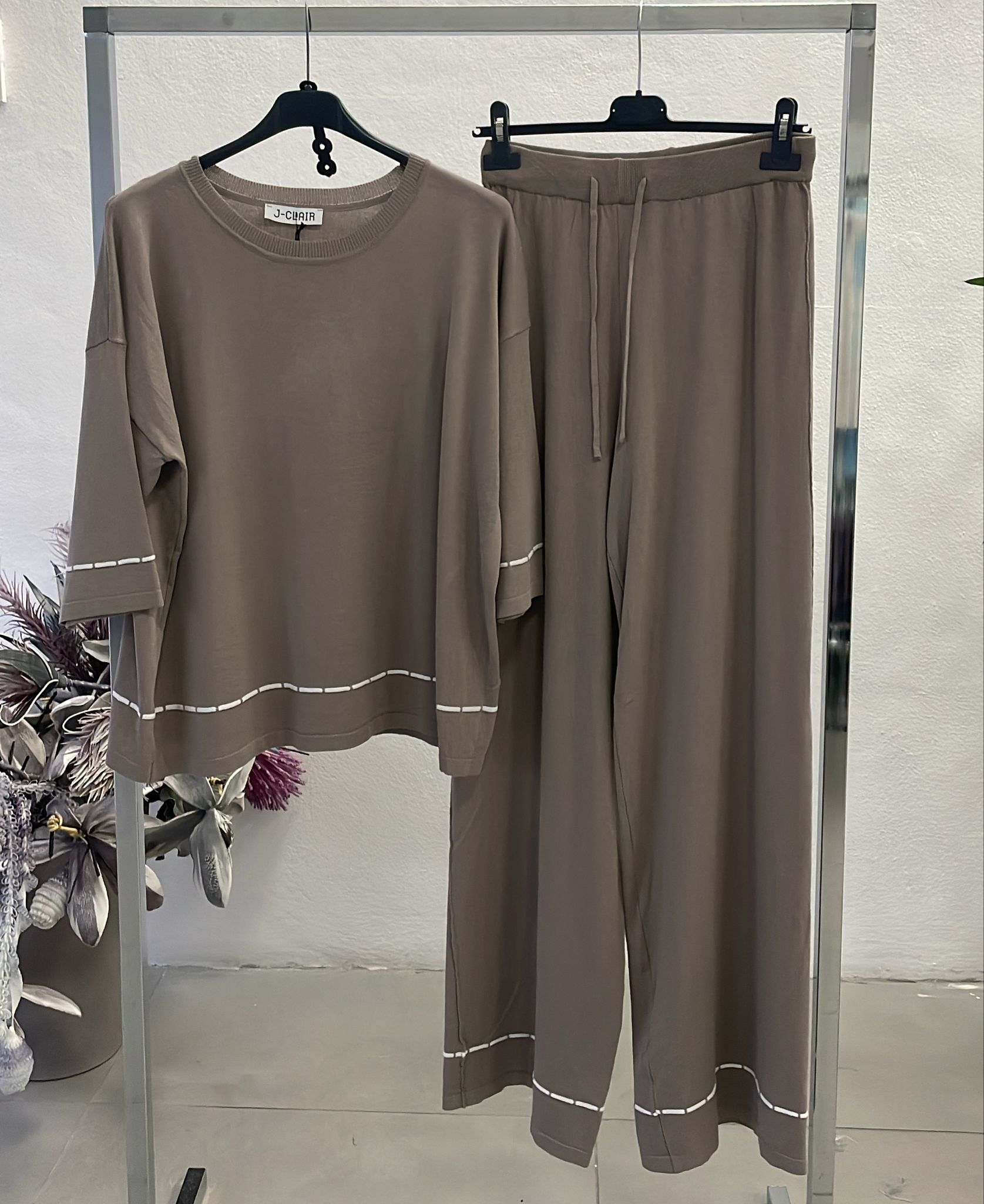 Фото Joie Clair (J-Clair)