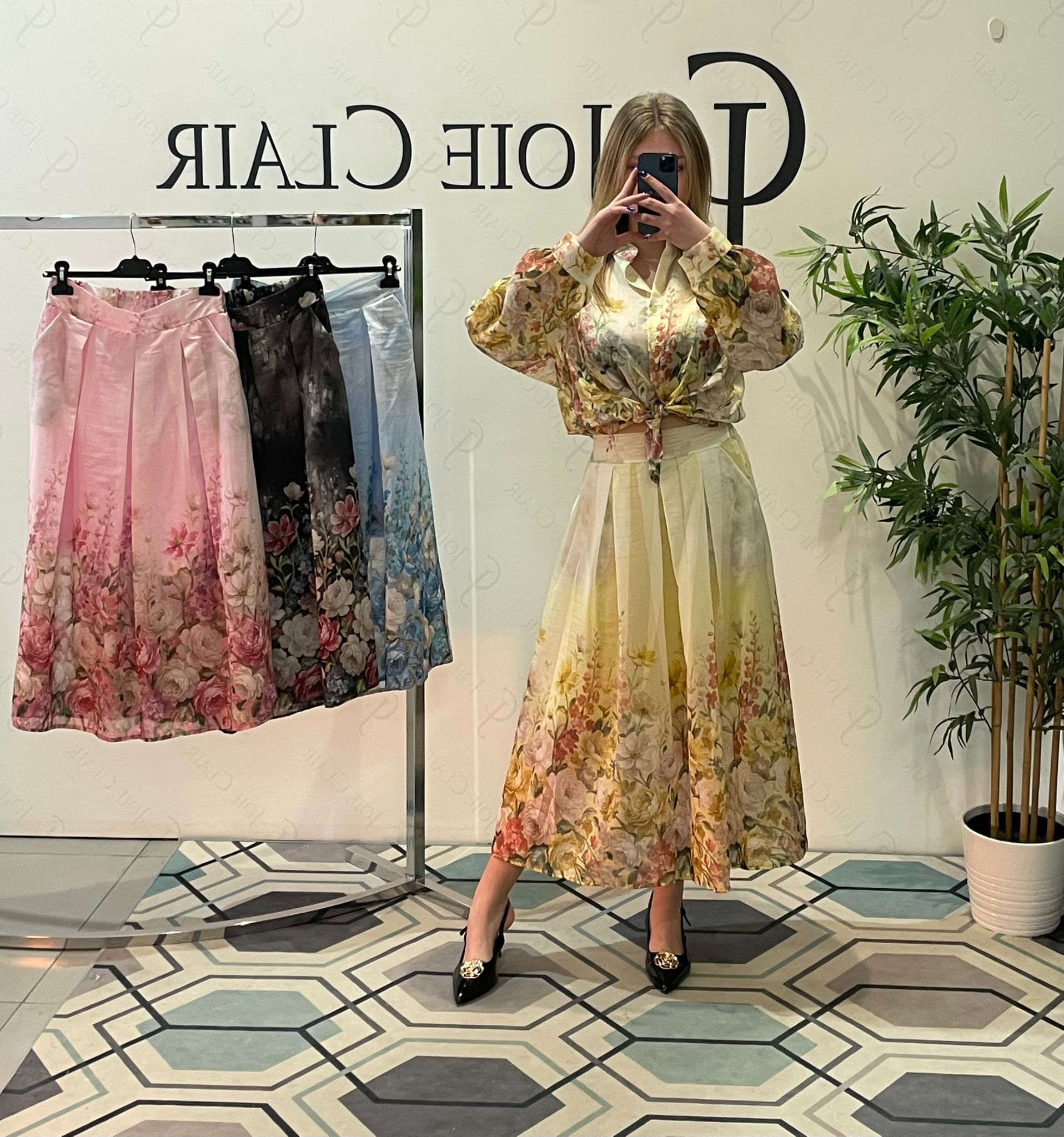 Фото Joie Clair (J-Clair)