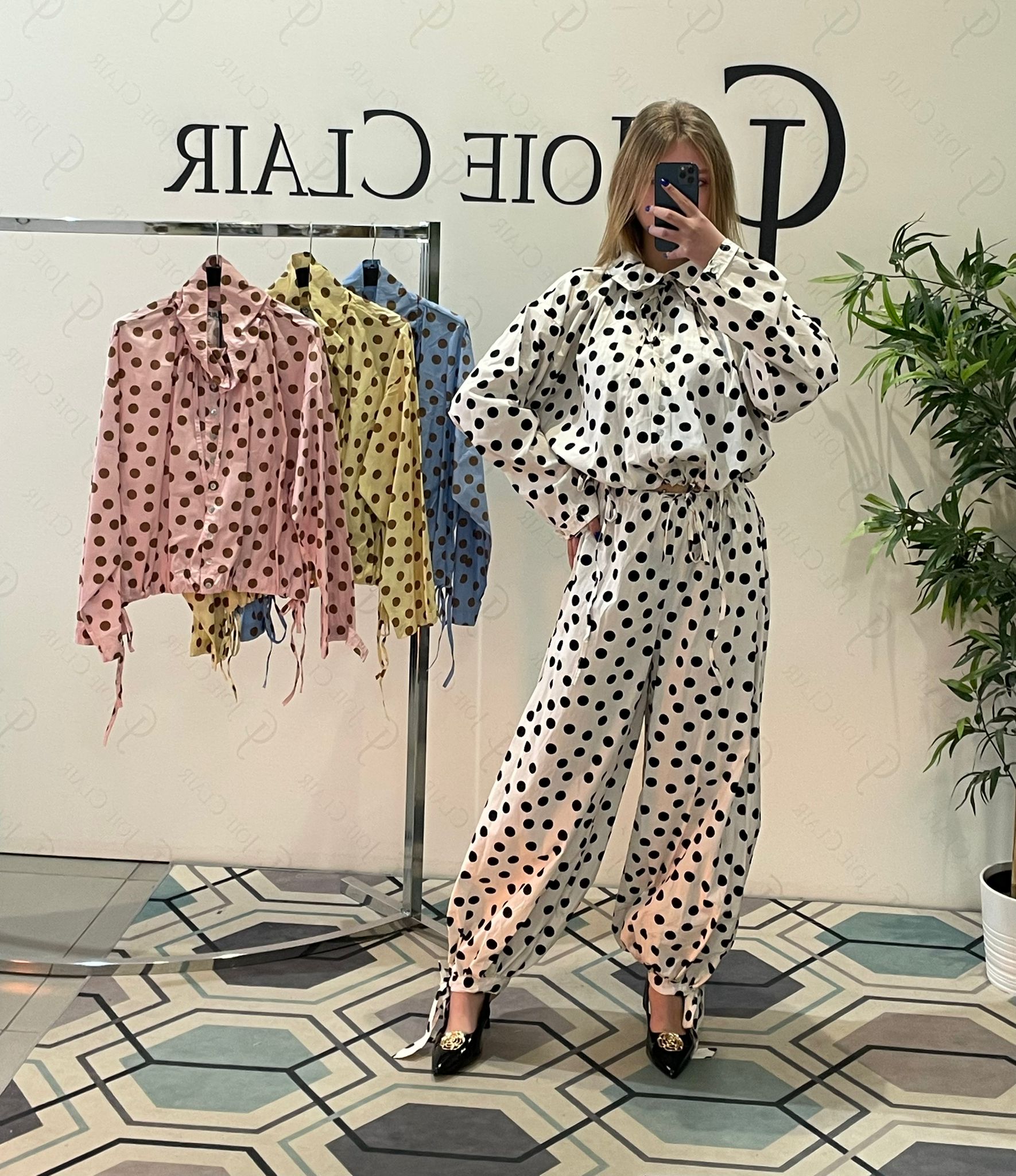 Фото Joie Clair (J-Clair)