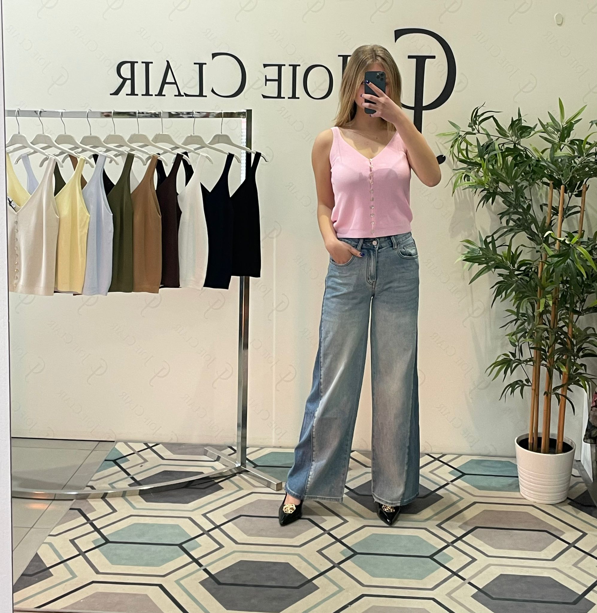 Фото Joie Clair (J-Clair)