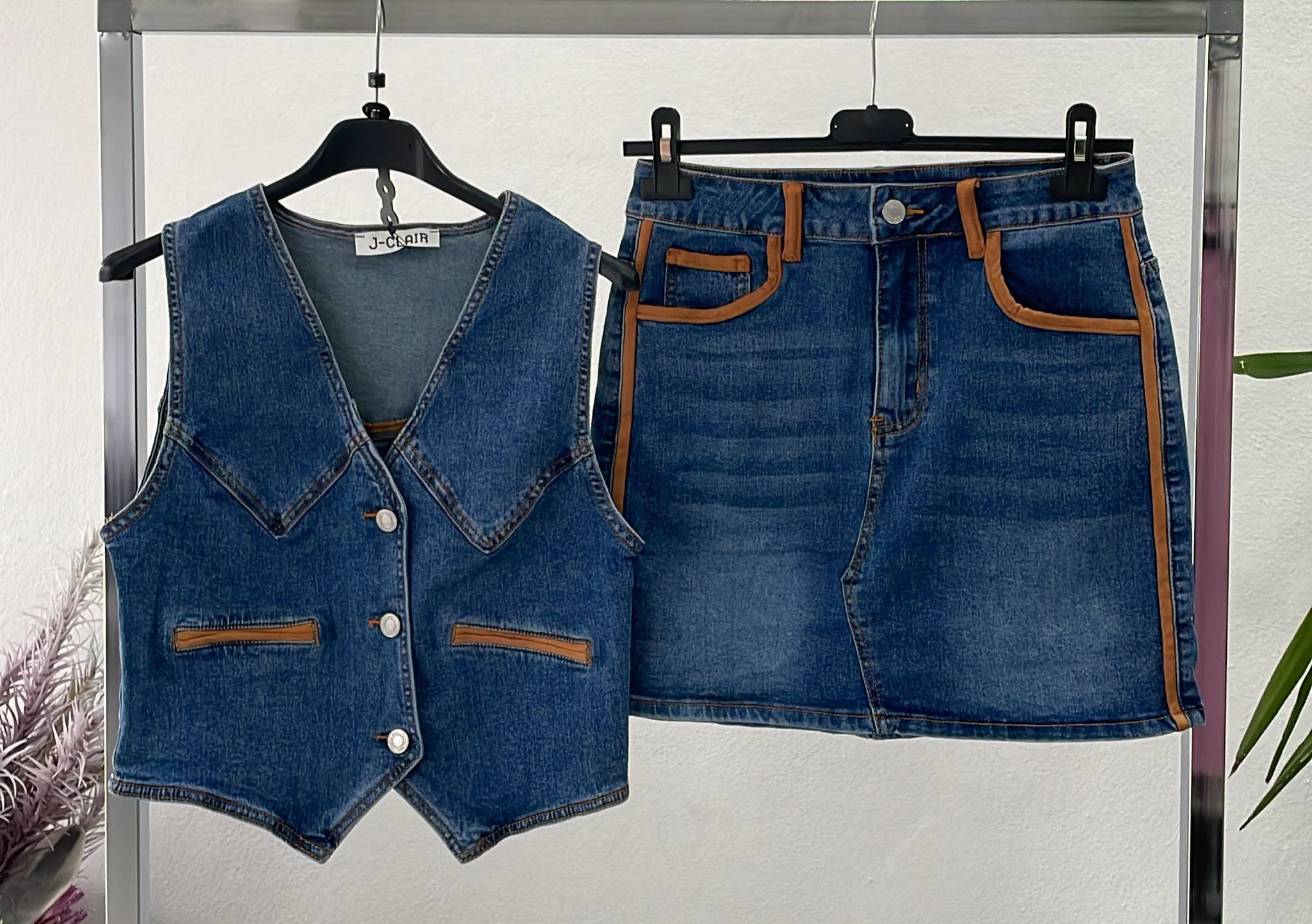 Фото Joie Clair (J-Clair)