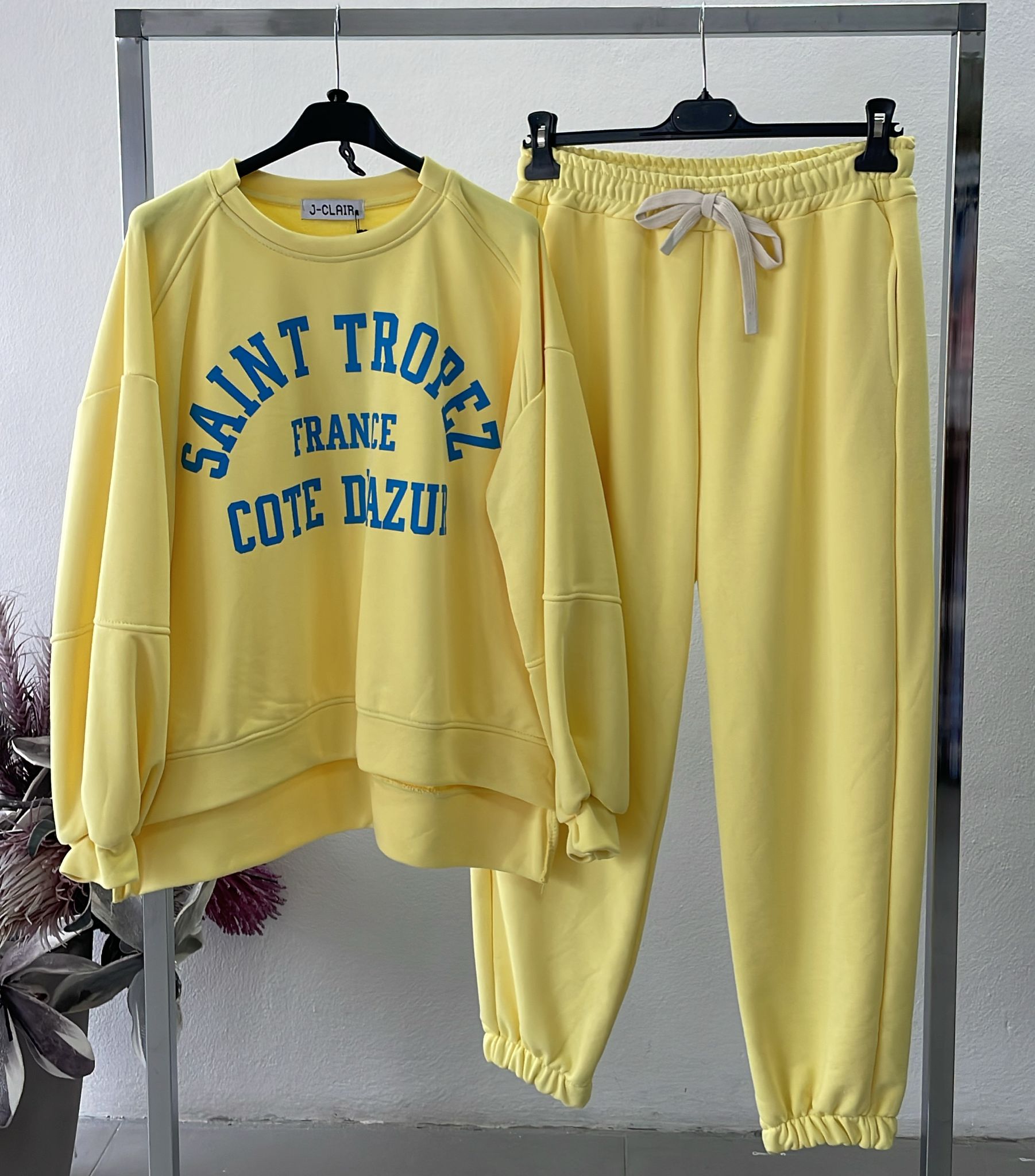 Фото Joie Clair (J-Clair)