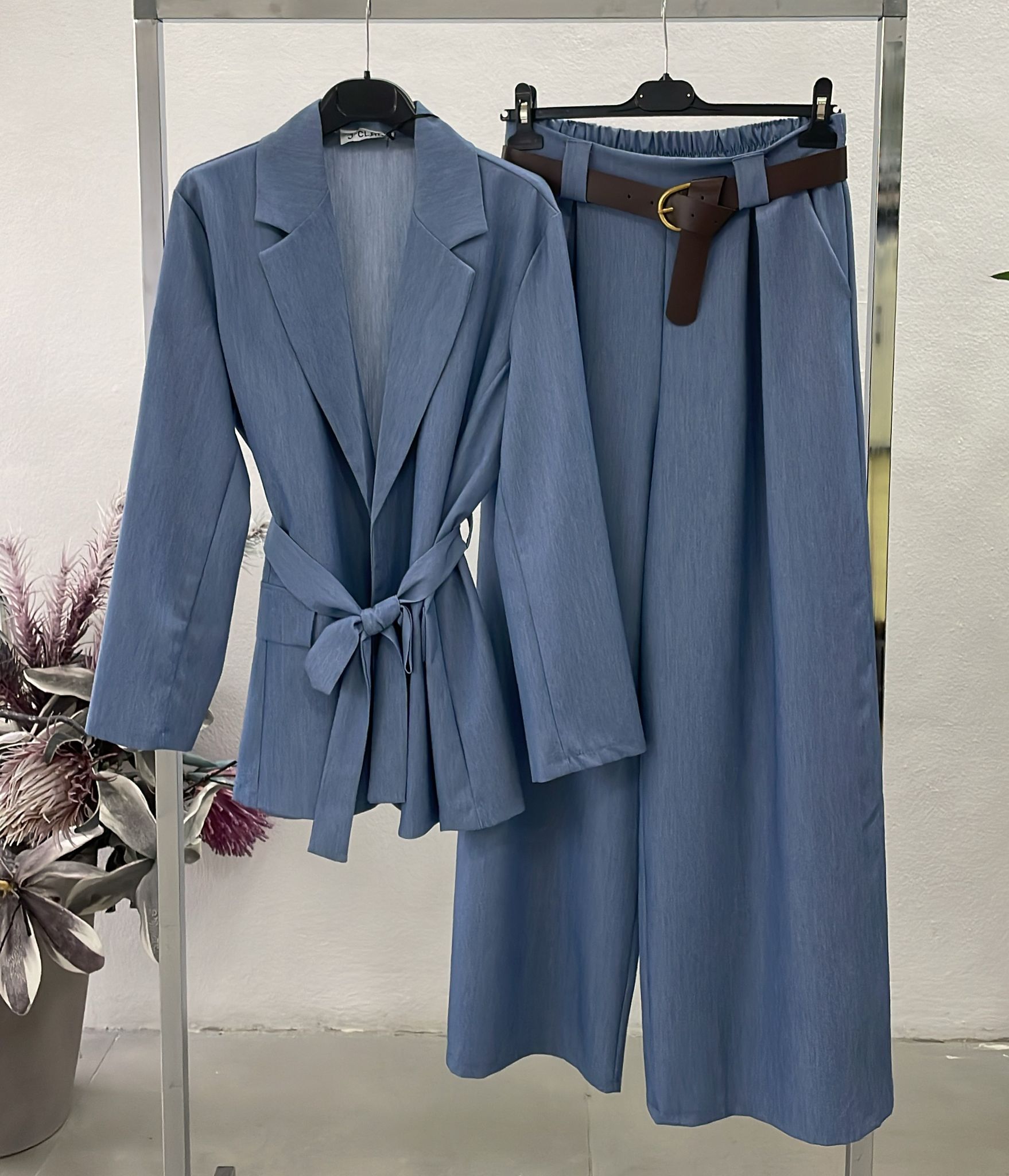 Фото Joie Clair (J-Clair)