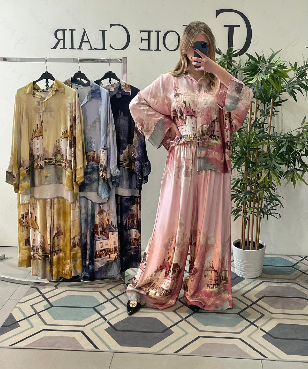 Фото Joie Clair (J-Clair)