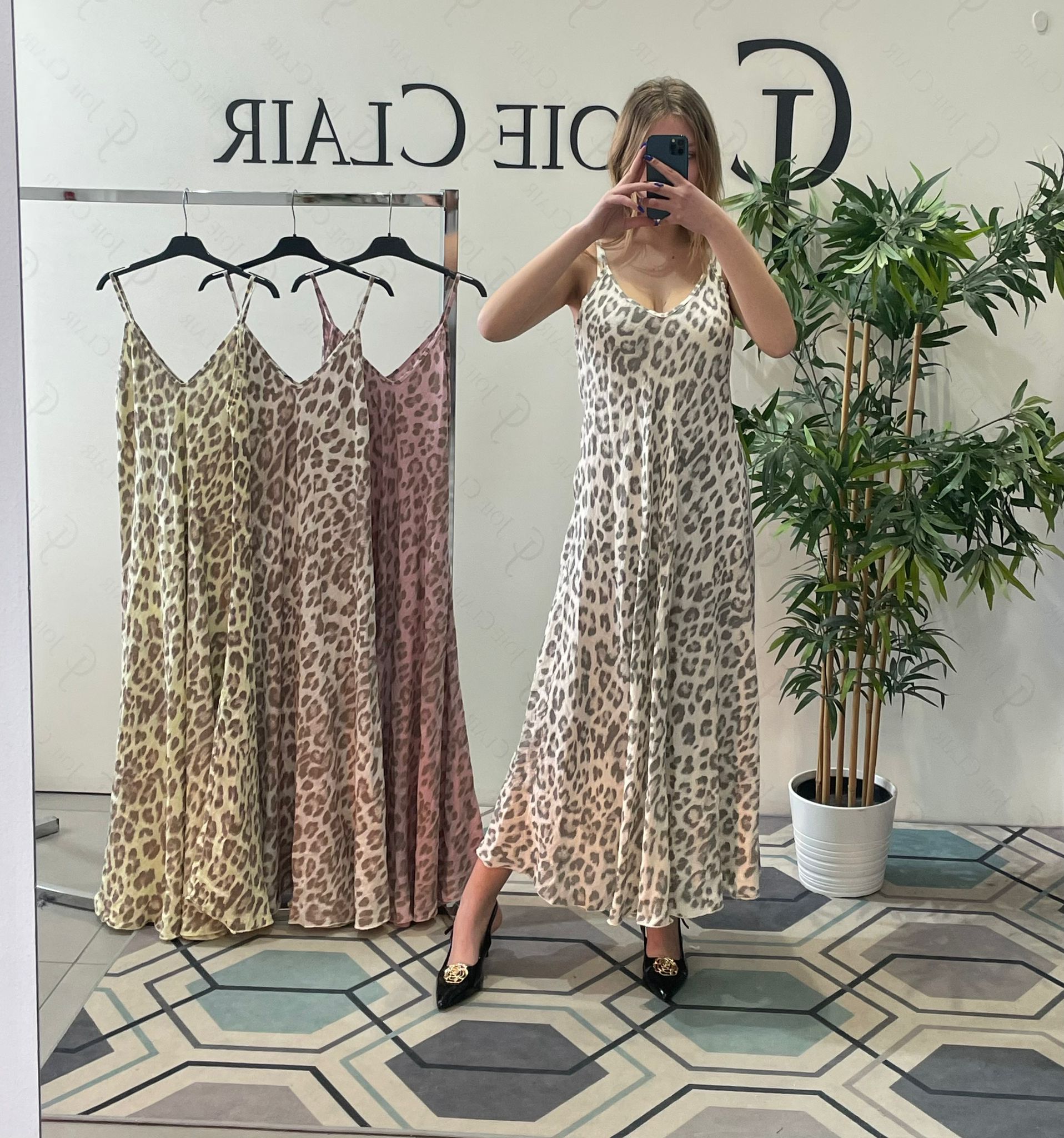 Фото Joie Clair (J-Clair)