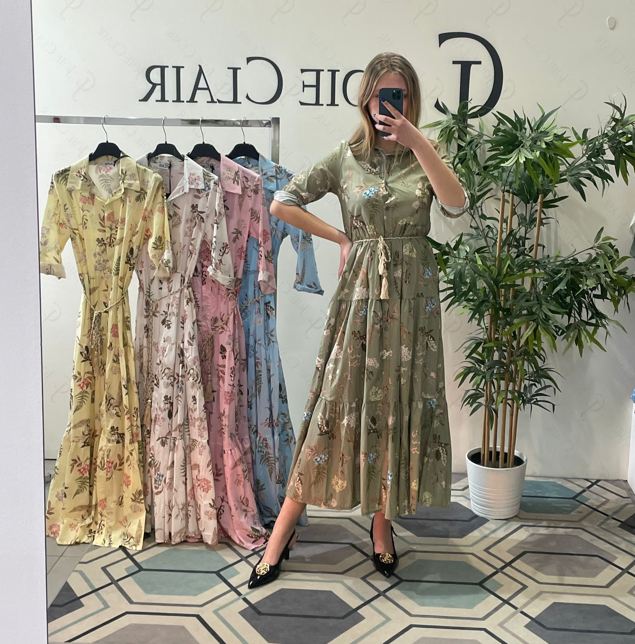 Фото Joie Clair (J-Clair)