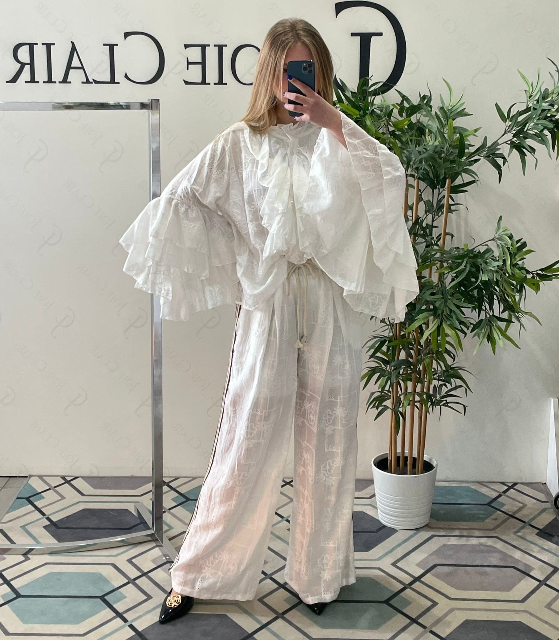 Фото Joie Clair (J-Clair)