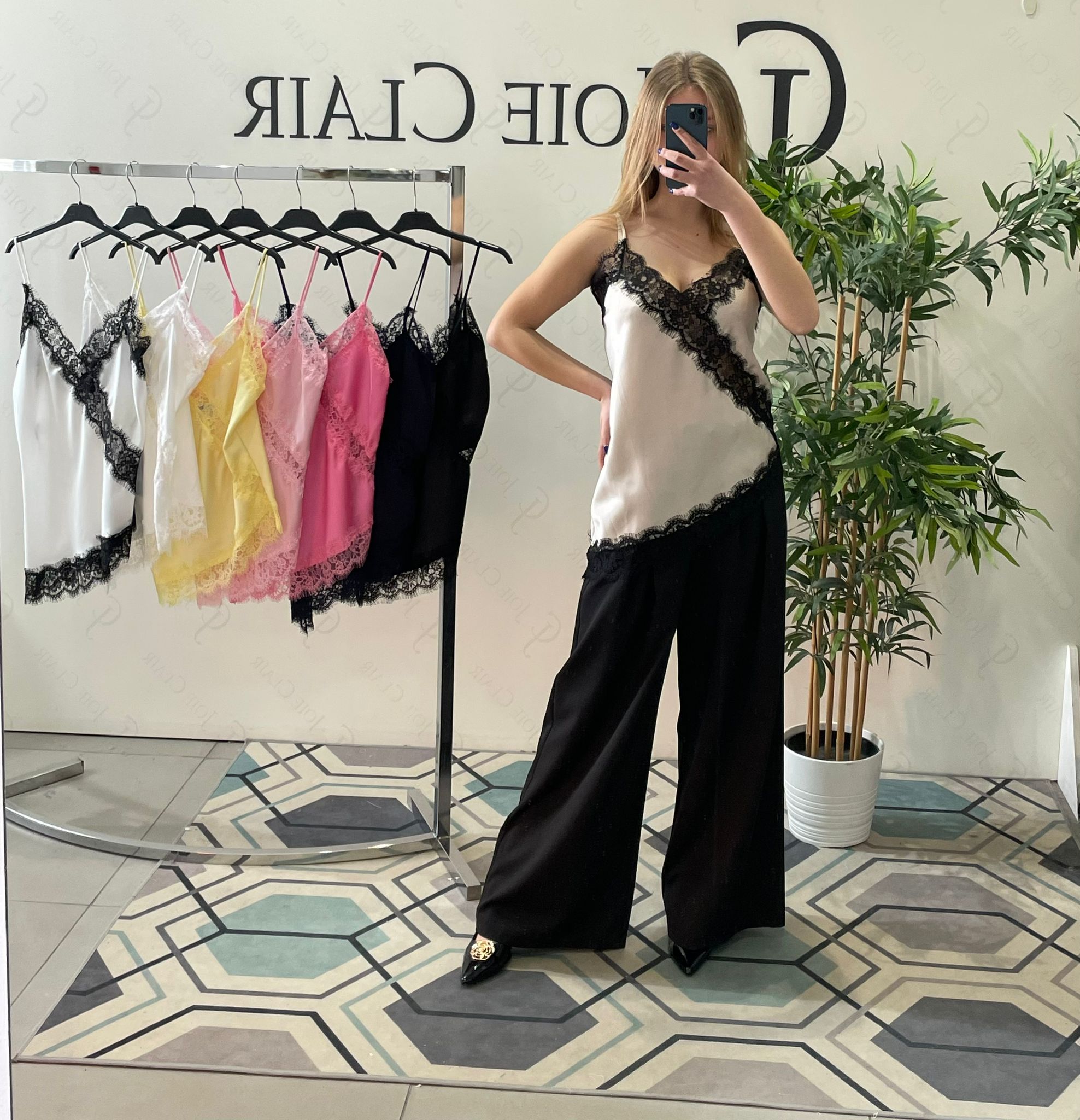 Фото Joie Clair (J-Clair)