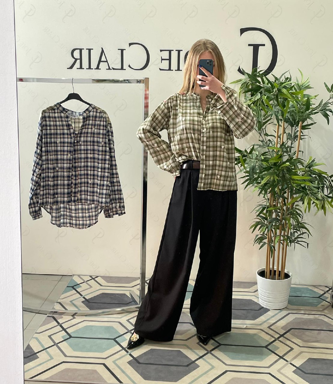 Фото Joie Clair (J-Clair)