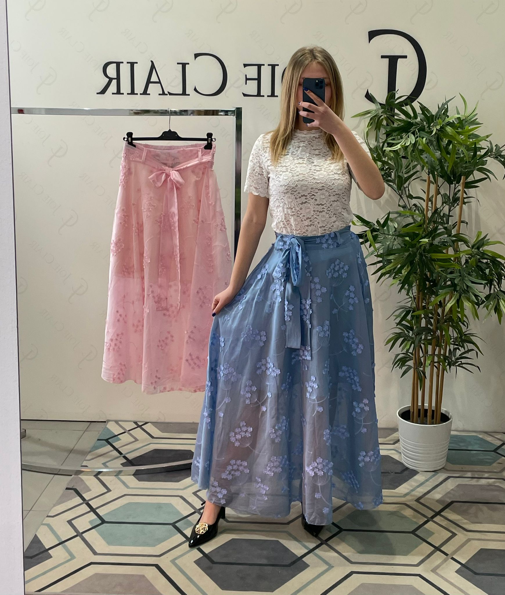 Фото Joie Clair (J-Clair)