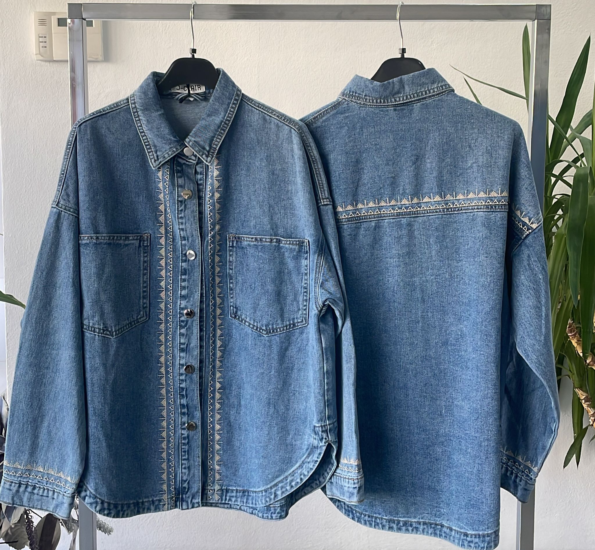 Фото Joie Clair (J-Clair)