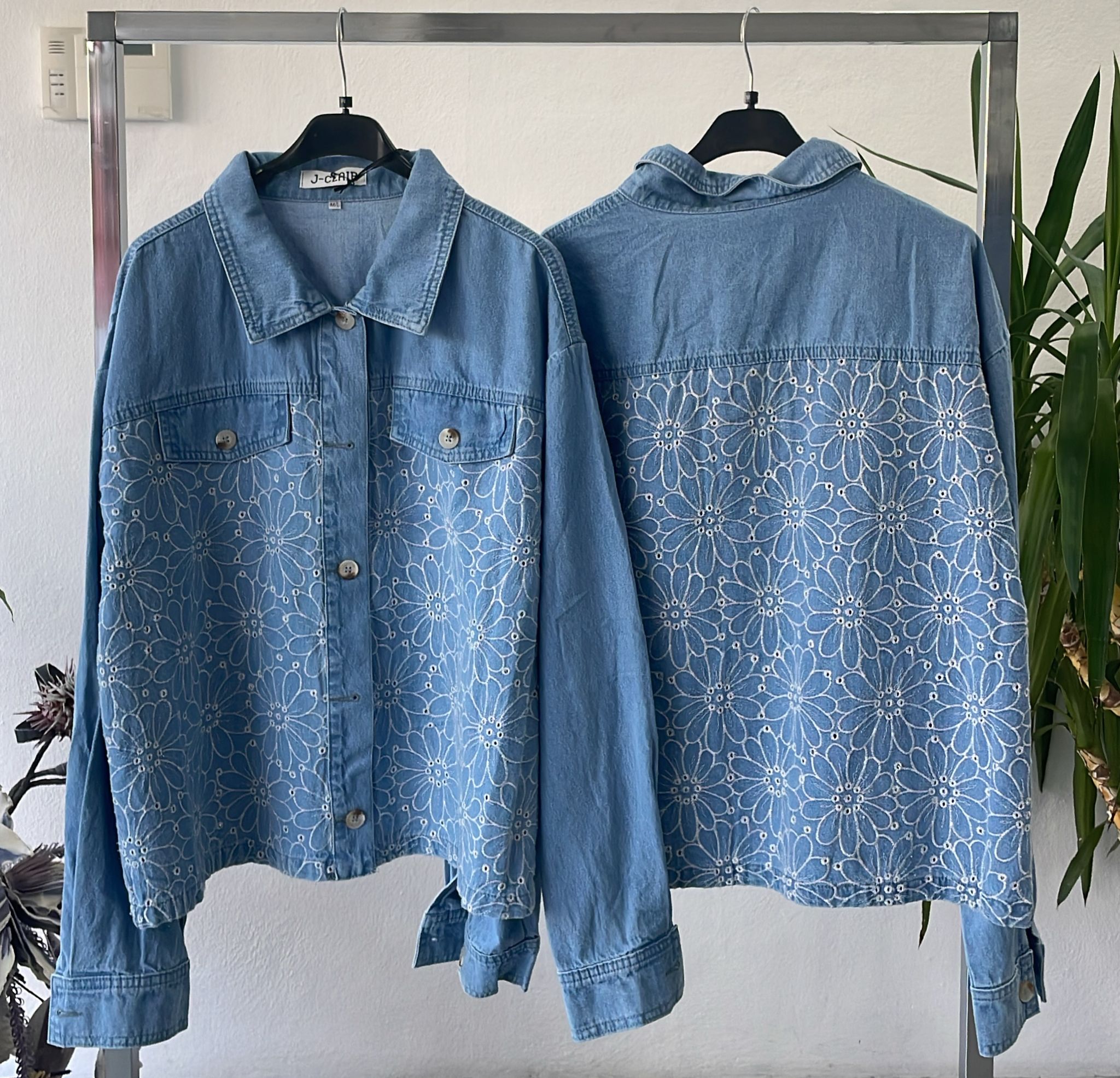 Фото Joie Clair (J-Clair)