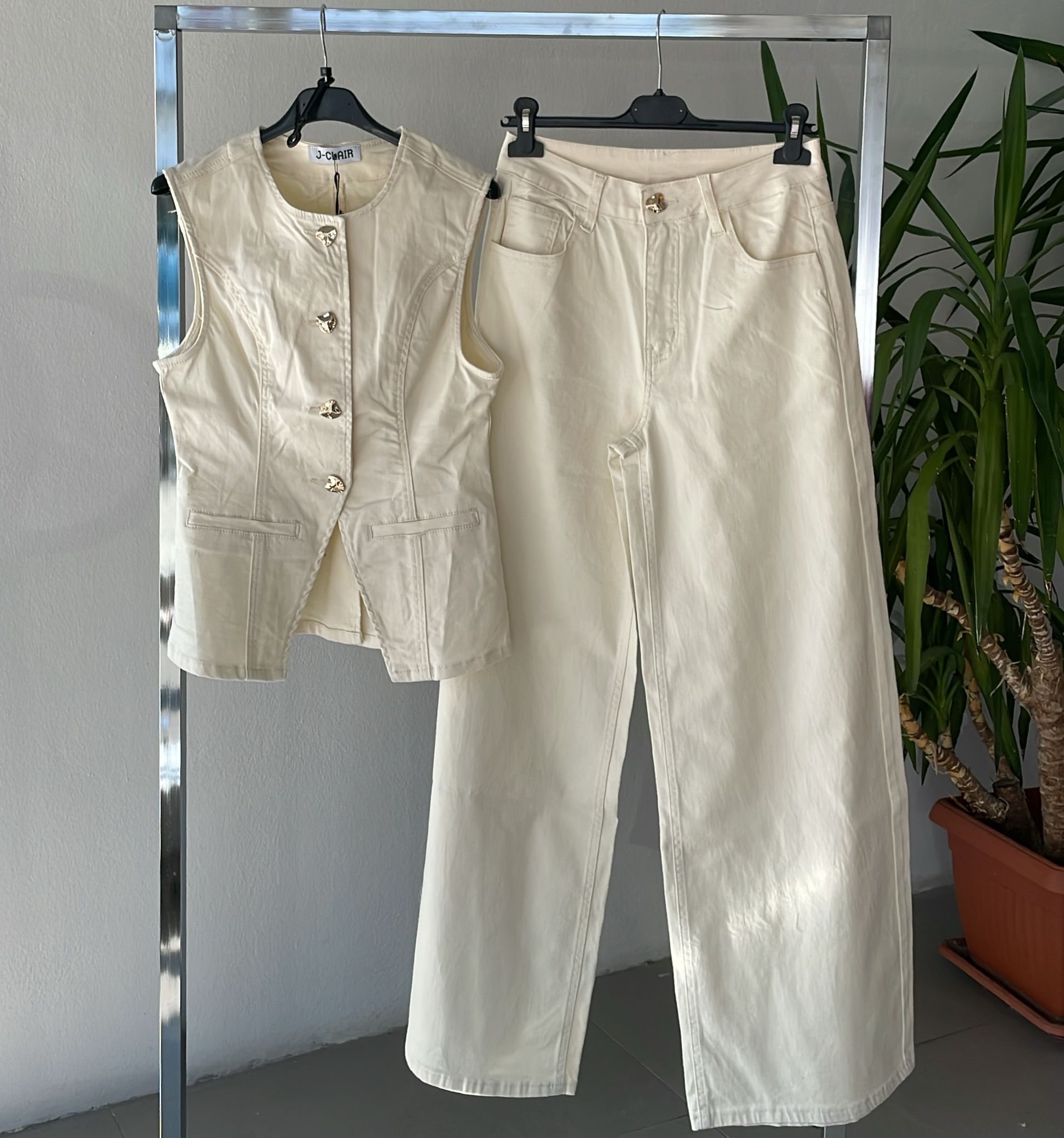 Фото Joie Clair (J-Clair)