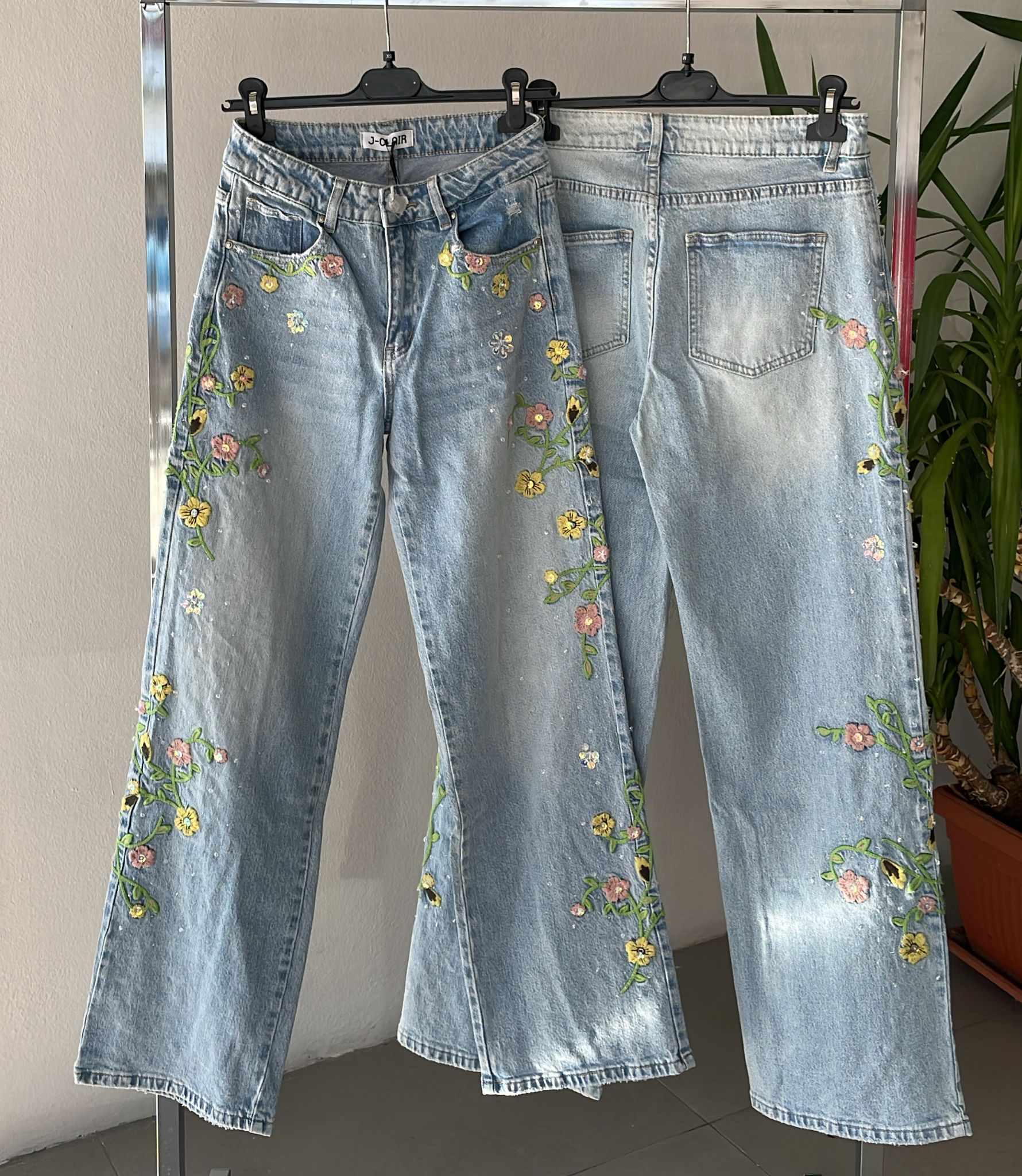 Фото Joie Clair (J-Clair)