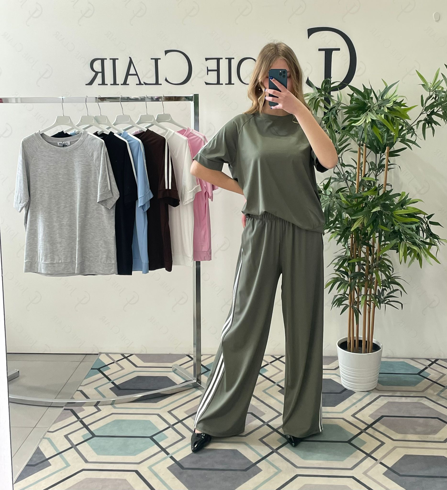 Фото Joie Clair (J-Clair)