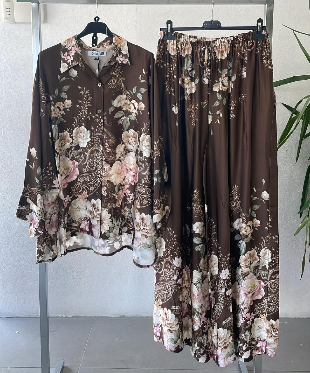 Фото Joie Clair (J-Clair)