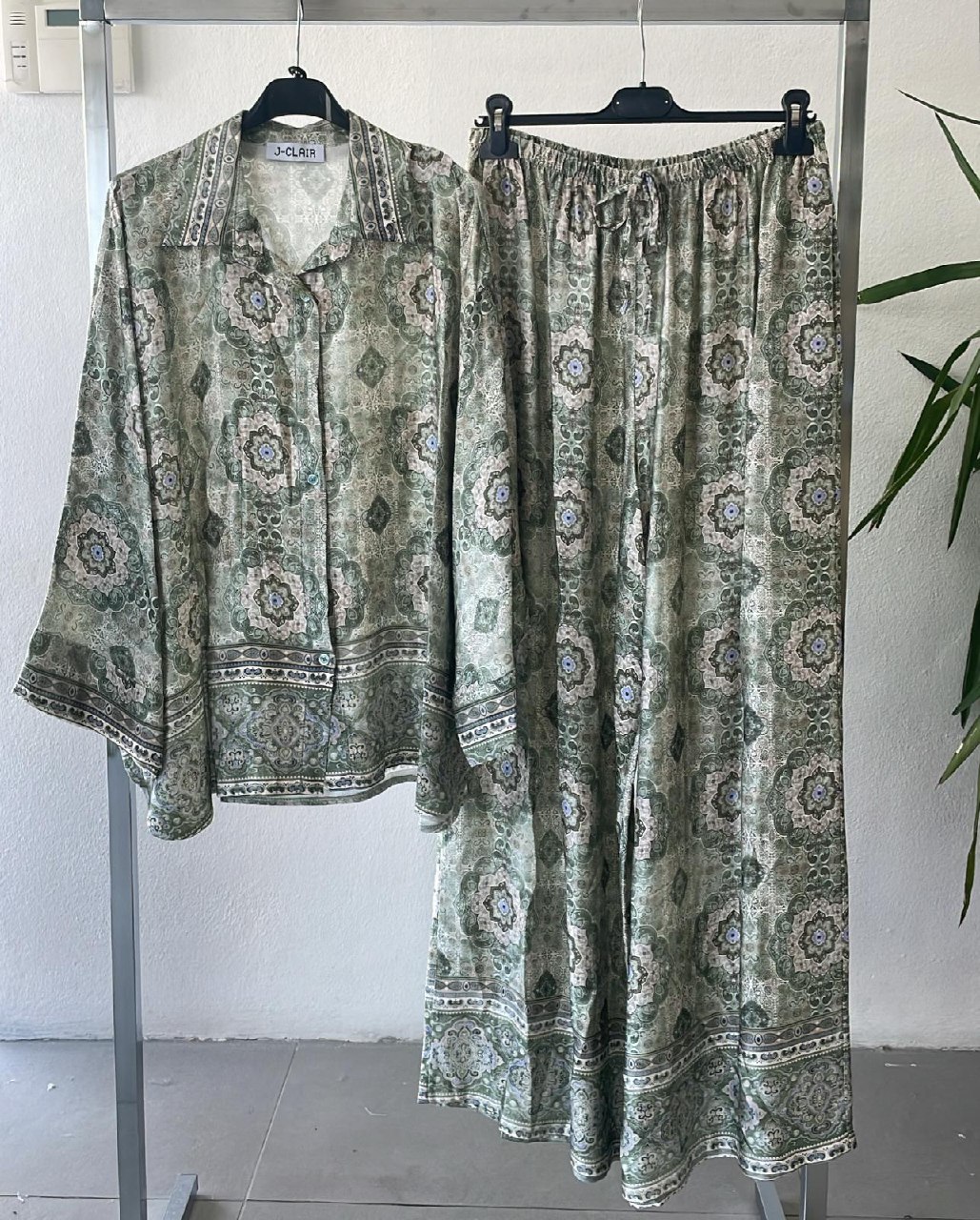 Фото Joie Clair (J-Clair)