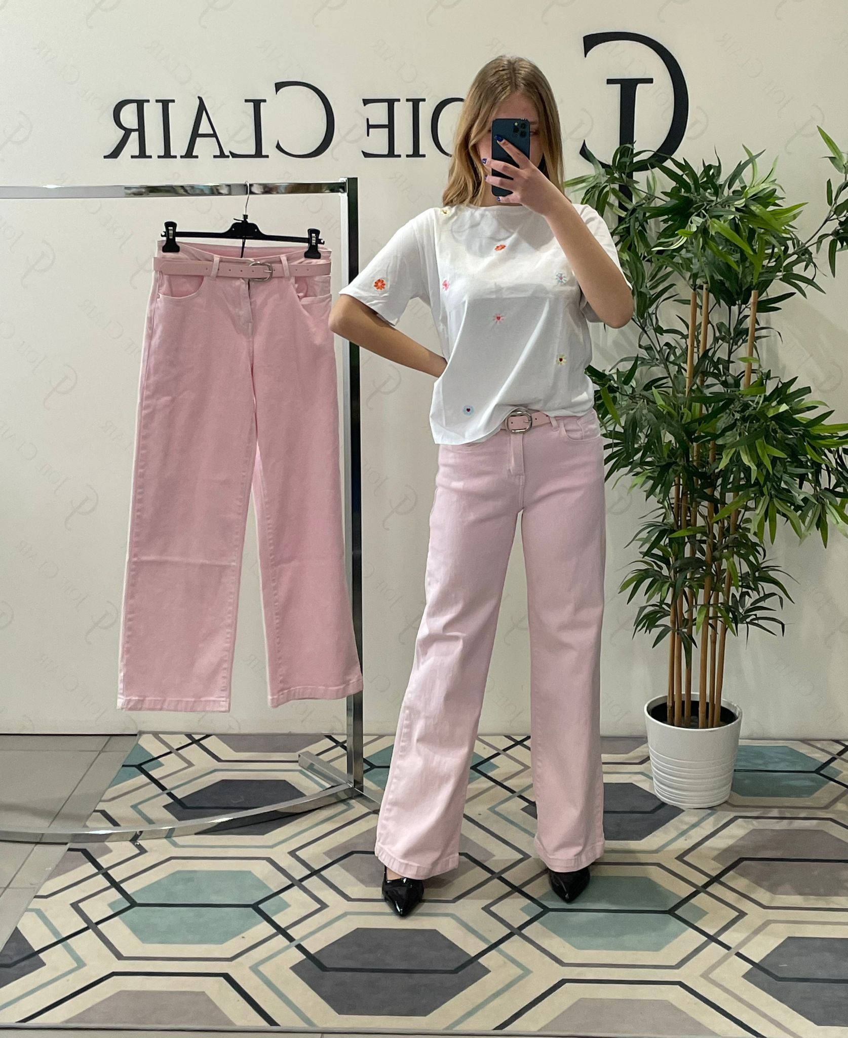 Фото Joie Clair (J-Clair)