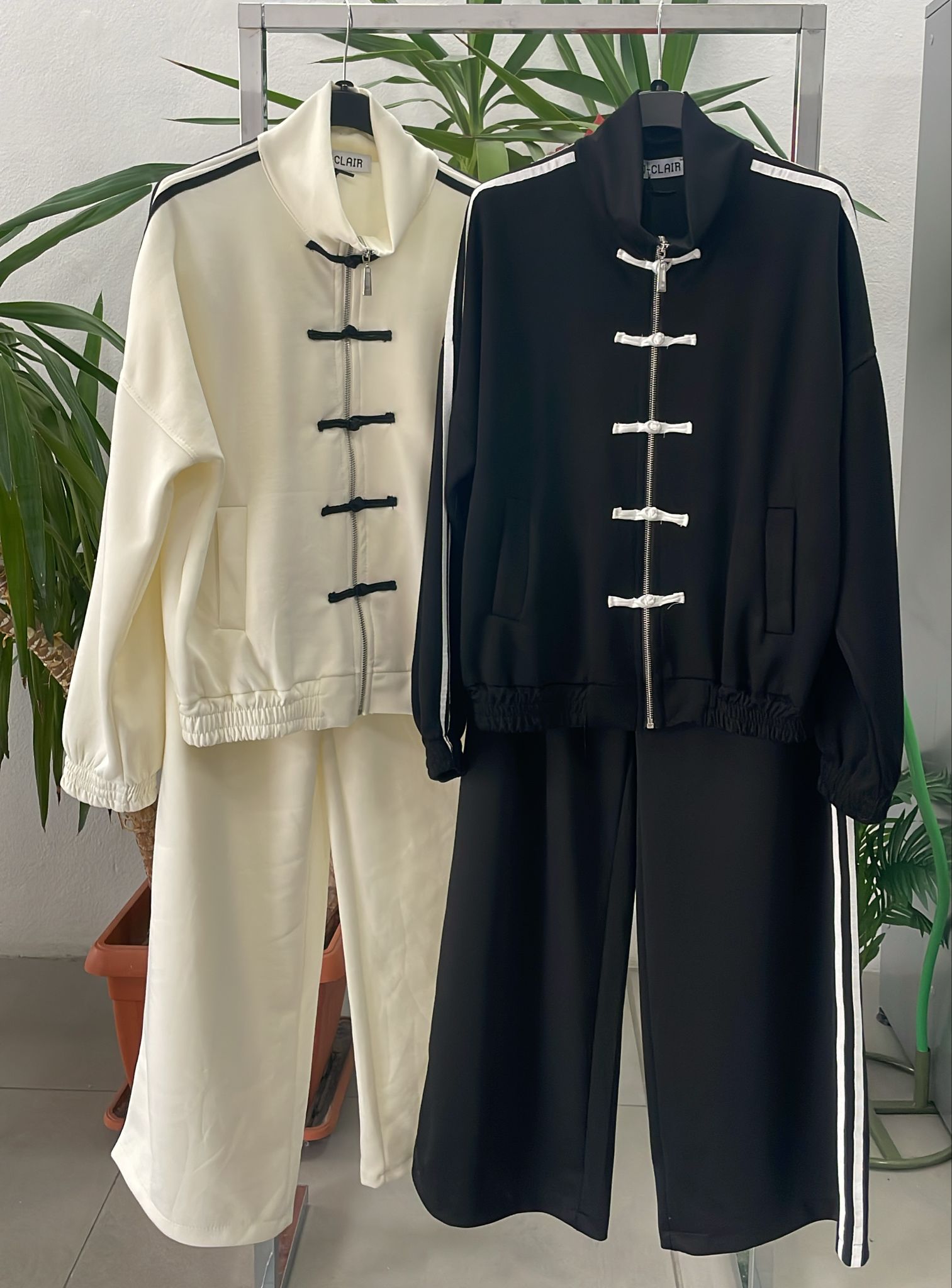 Фото Joie Clair (J-Clair)