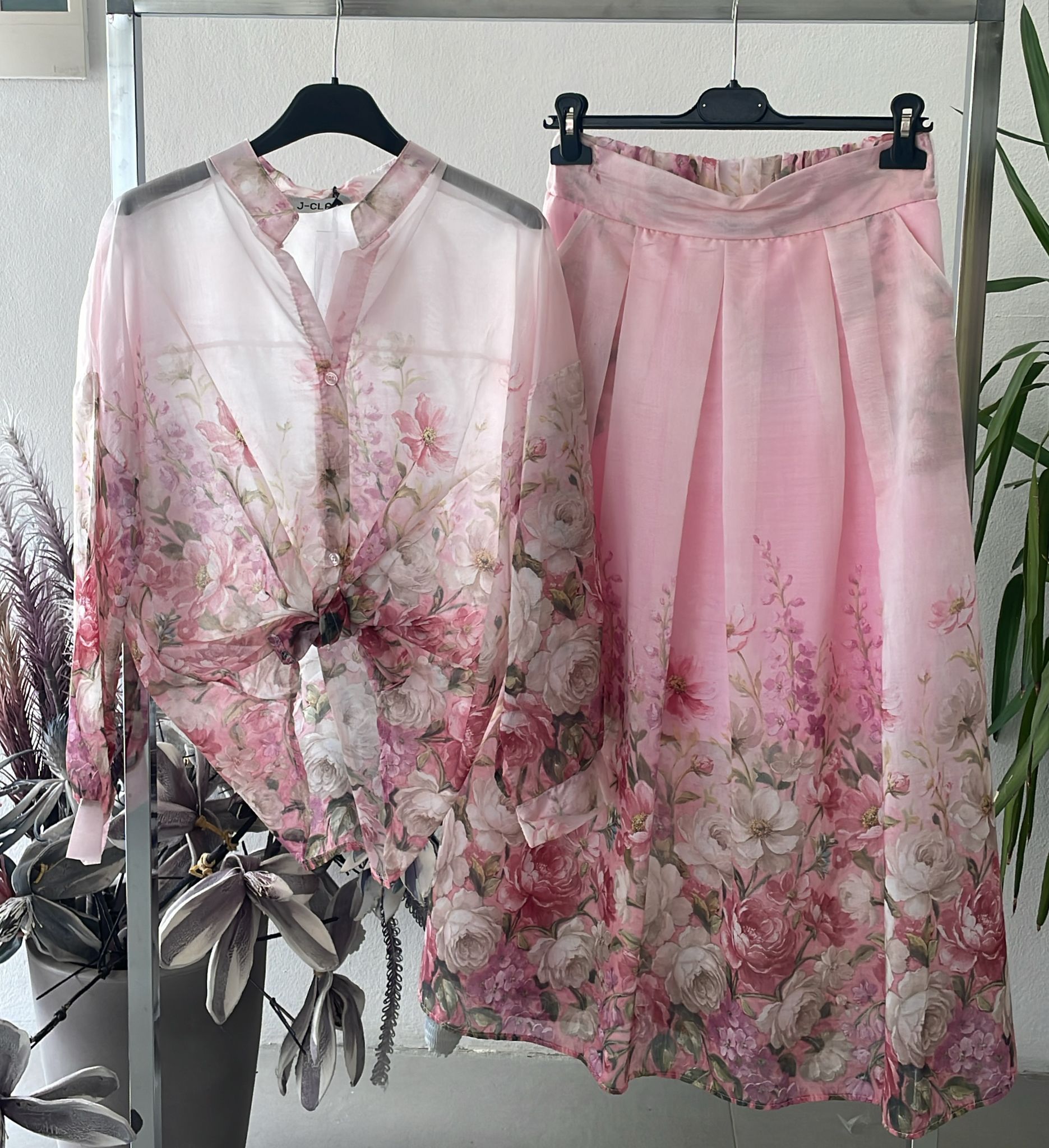 Фото Joie Clair (J-Clair)