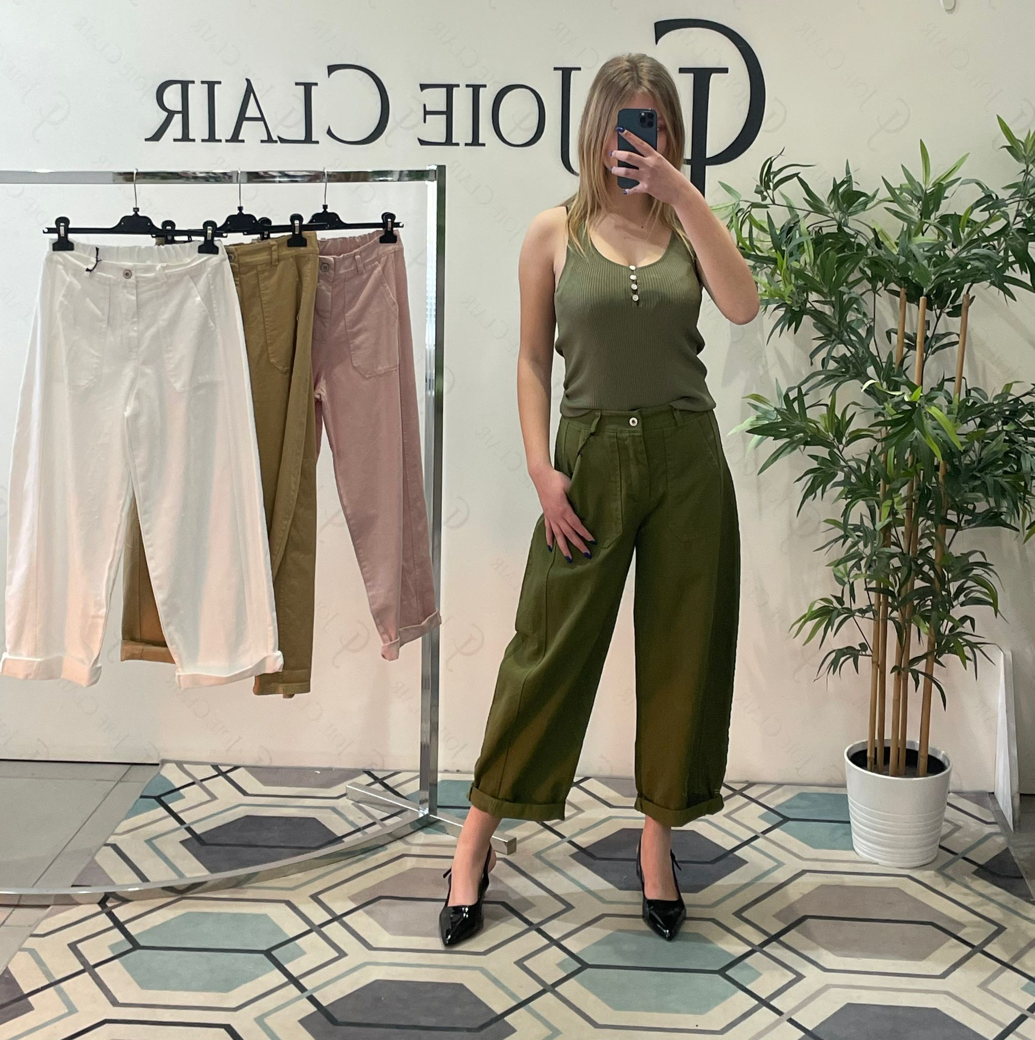 Фото Joie Clair (J-Clair)