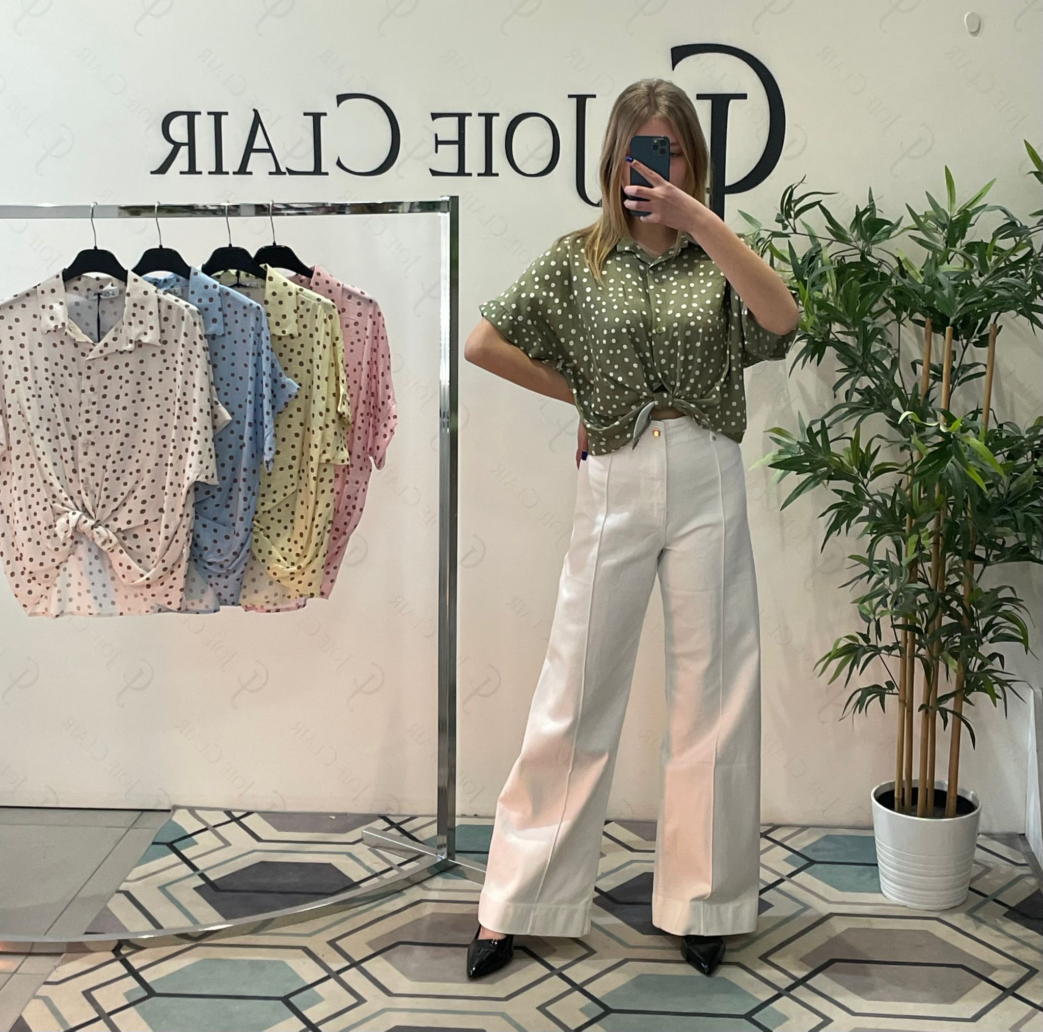 Фото Joie Clair (J-Clair)