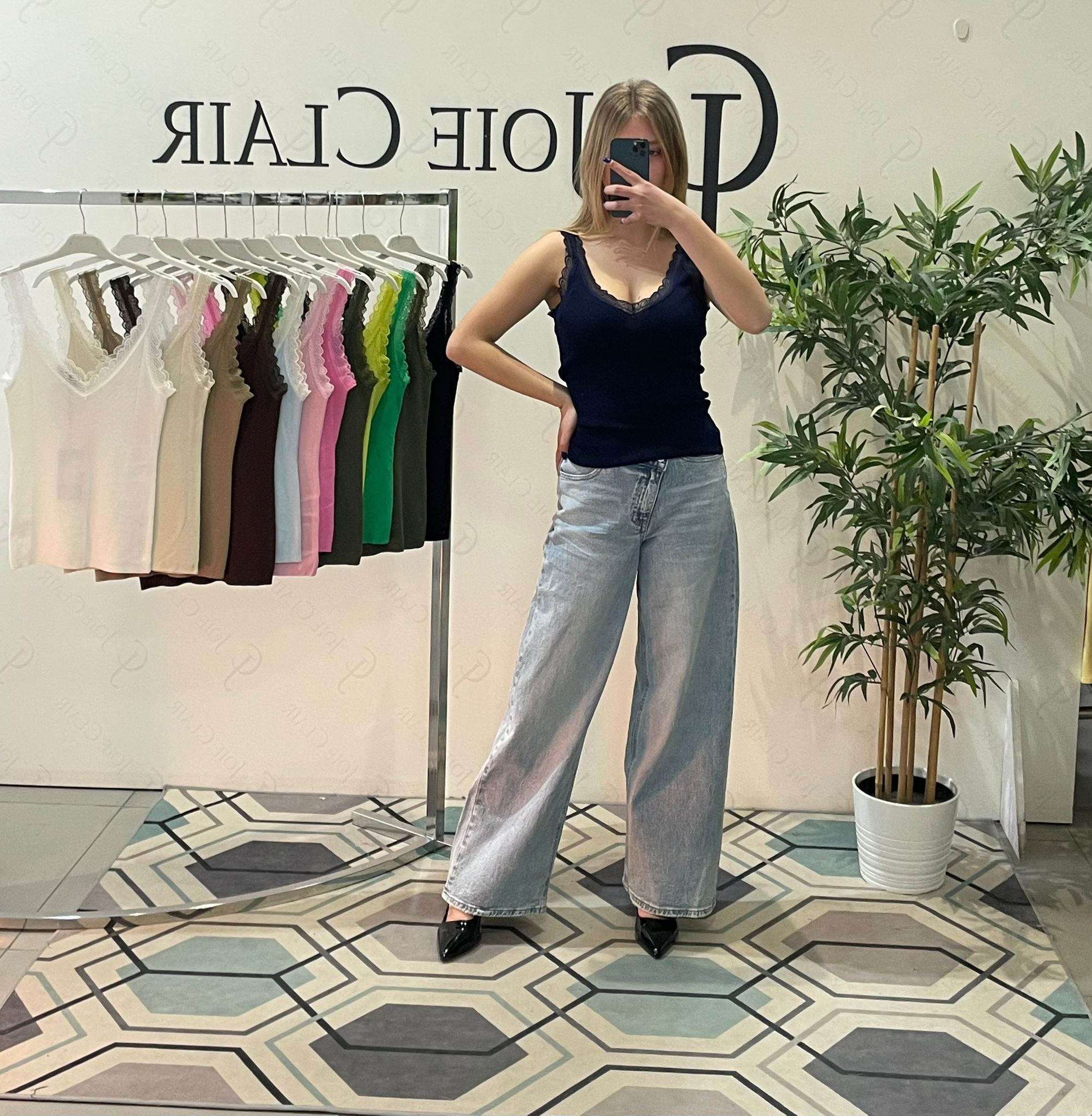 Фото Joie Clair (J-Clair)