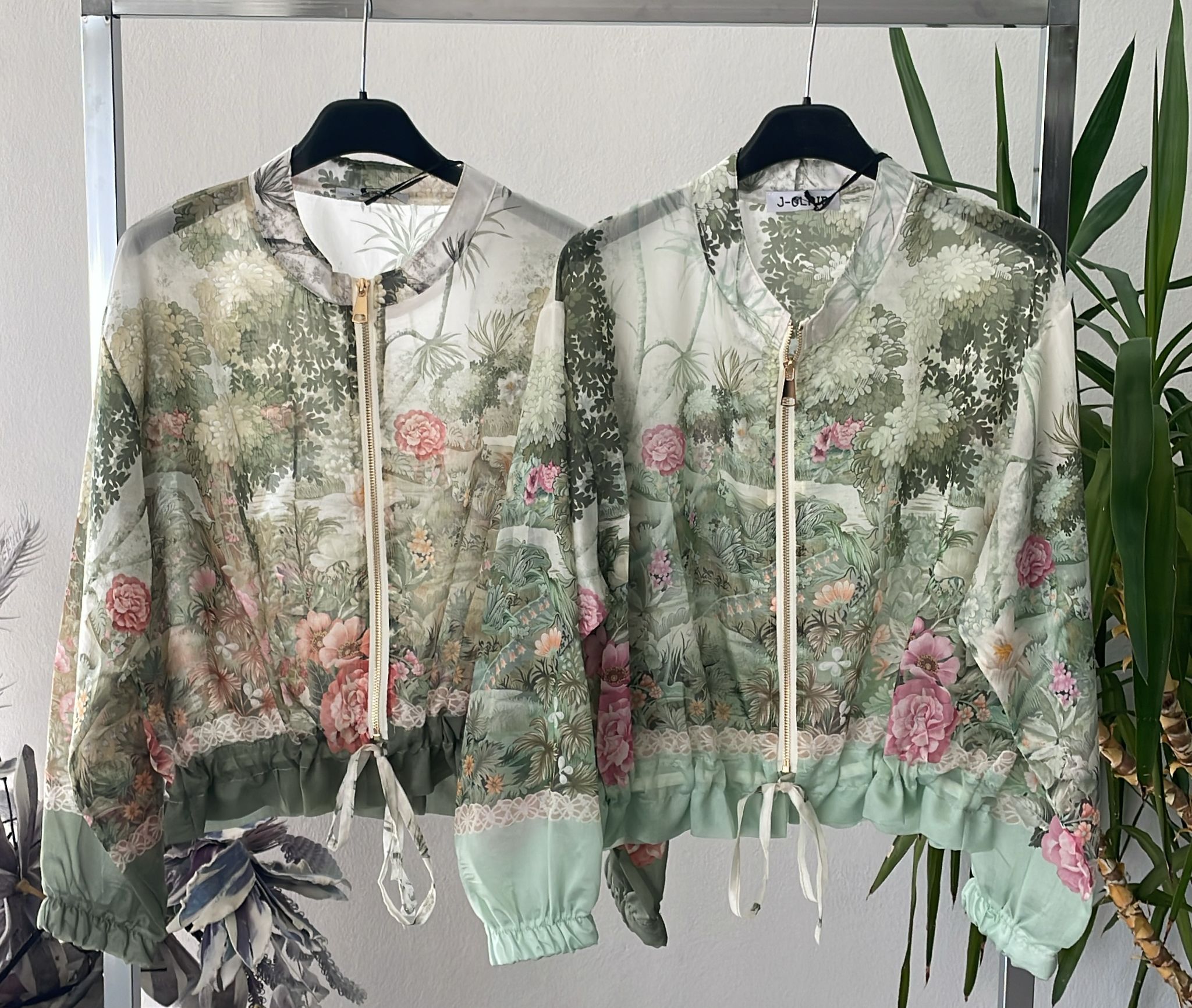 Фото Joie Clair (J-Clair)